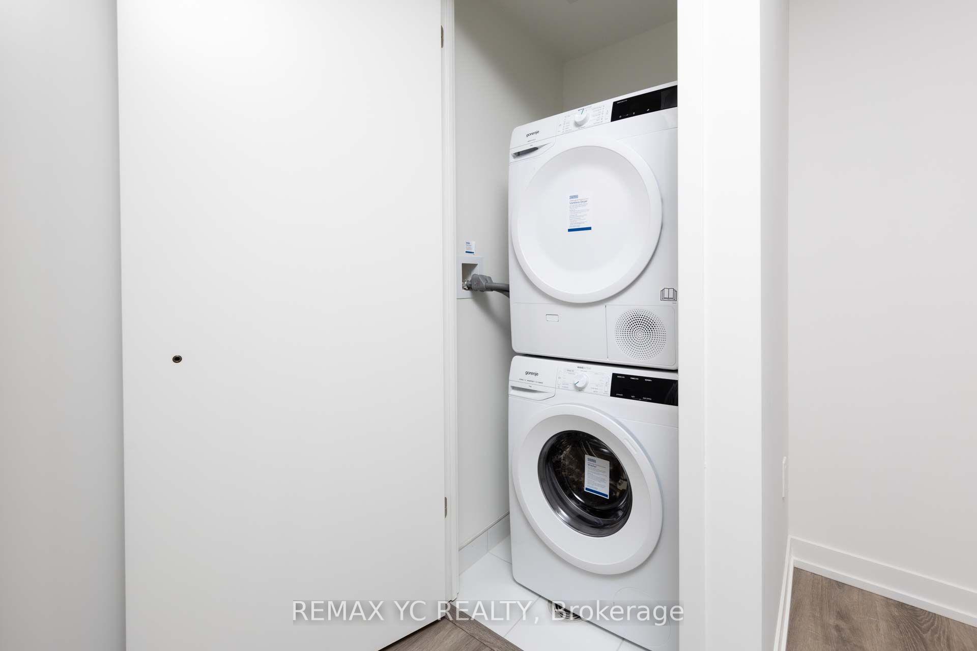 Photo 16 of Unit 1817, 195 Commerce Street, Vaughan, Vaughan Corporate Centre — HOMEH