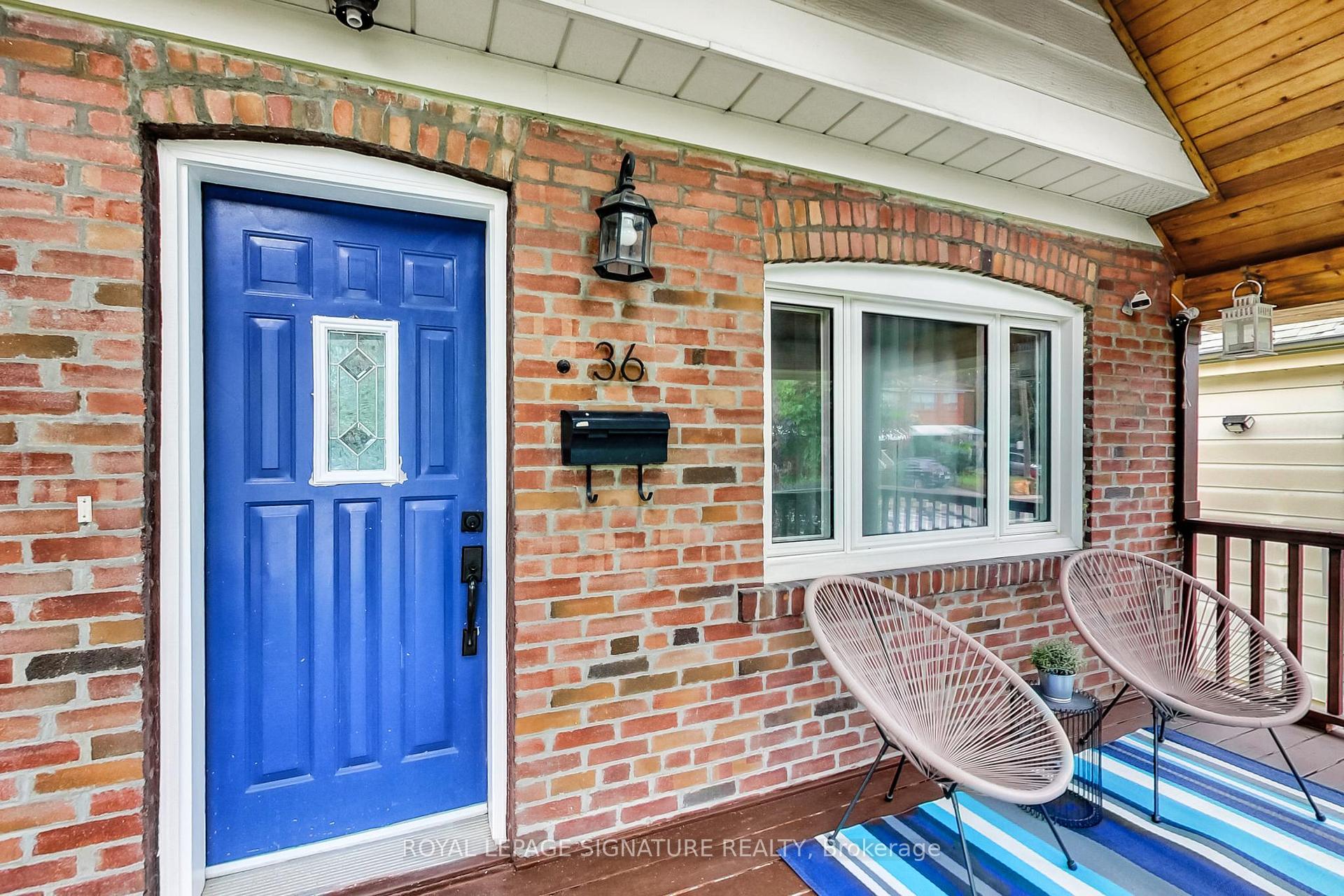Photo 3 of 36 Criscoe Street, Toronto, Rockcliffe-Smythe — HOMEH