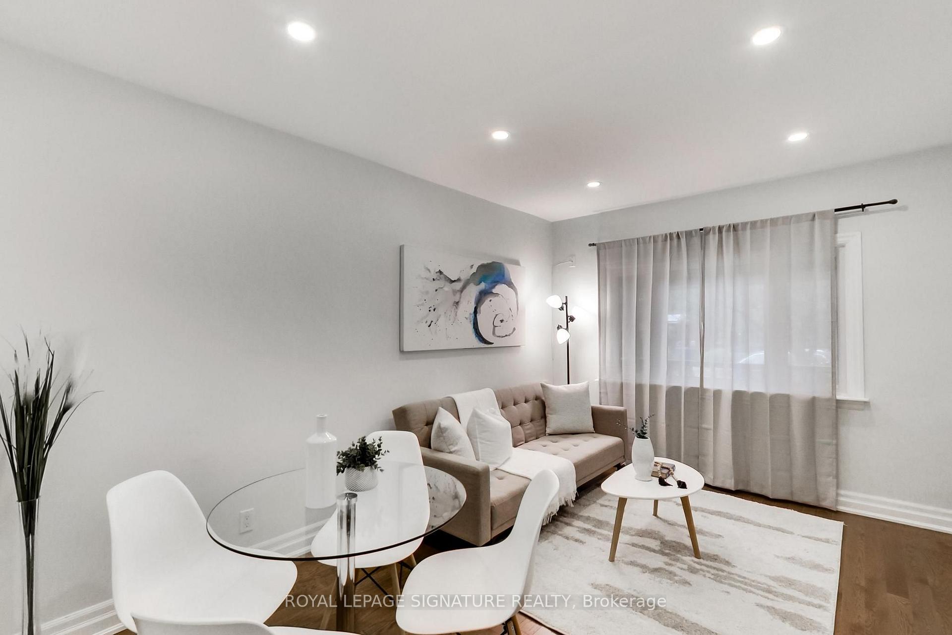 Photo 10 of 36 Criscoe Street, Toronto, Rockcliffe-Smythe — HOMEH
