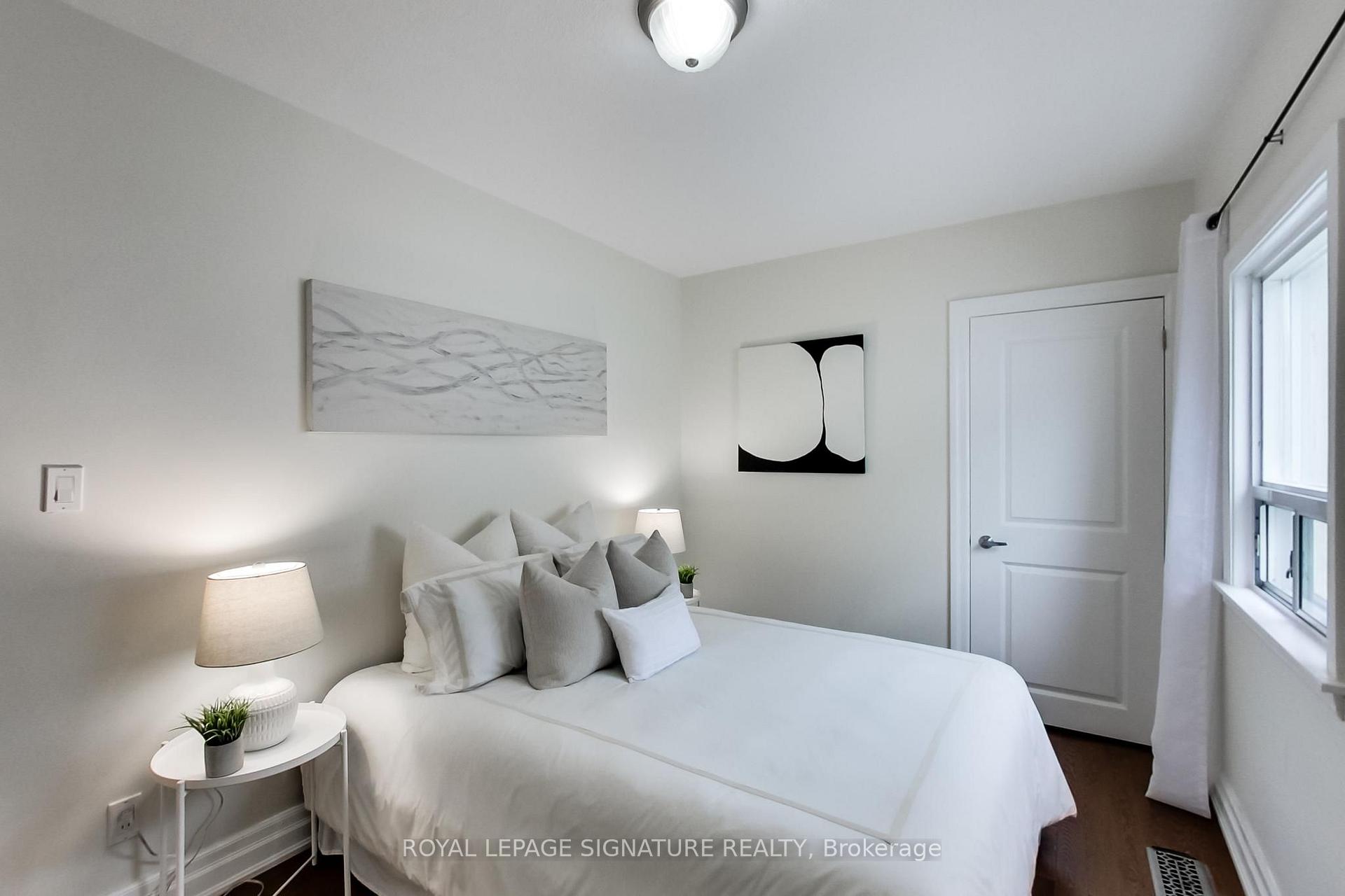 Photo 12 of 36 Criscoe Street, Toronto, Rockcliffe-Smythe — HOMEH