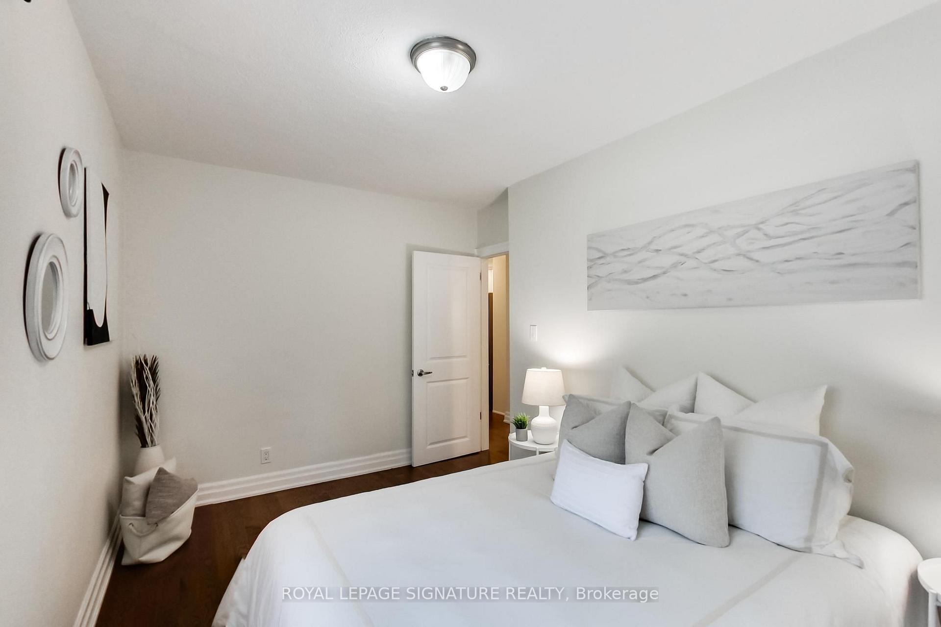 Photo 13 of 36 Criscoe Street, Toronto, Rockcliffe-Smythe — HOMEH