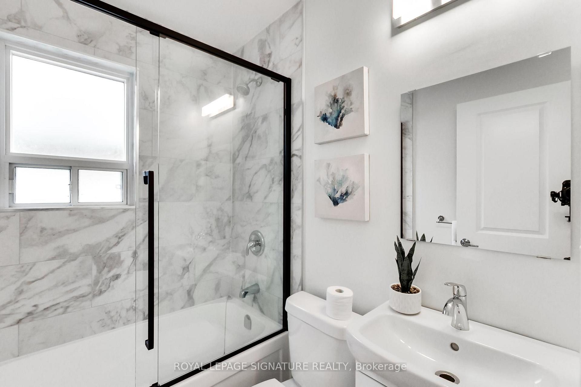 Photo 14 of 36 Criscoe Street, Toronto, Rockcliffe-Smythe — HOMEH
