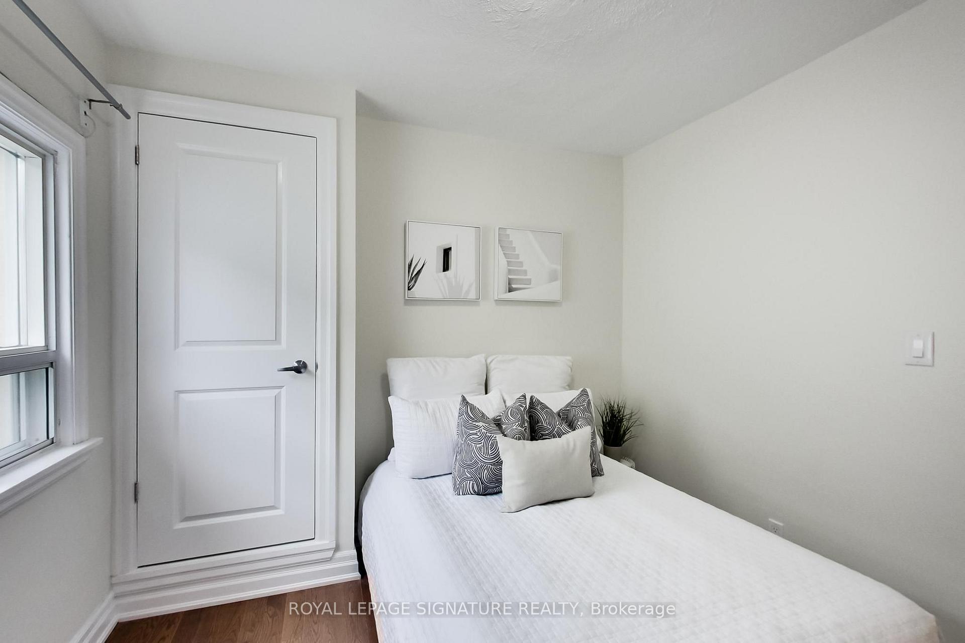 Photo 16 of 36 Criscoe Street, Toronto, Rockcliffe-Smythe — HOMEH