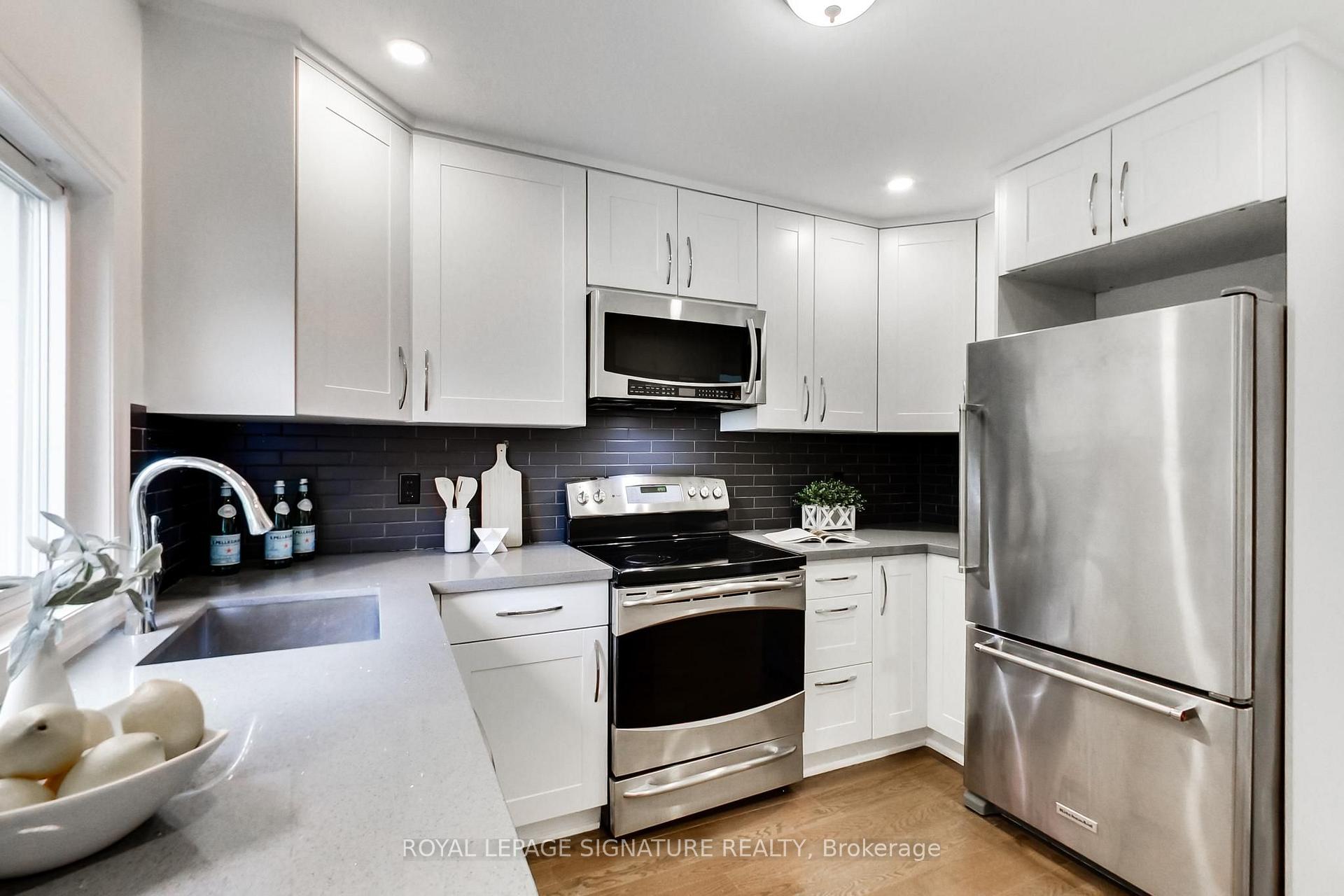 Photo 22 of 36 Criscoe Street, Toronto, Rockcliffe-Smythe — HOMEH