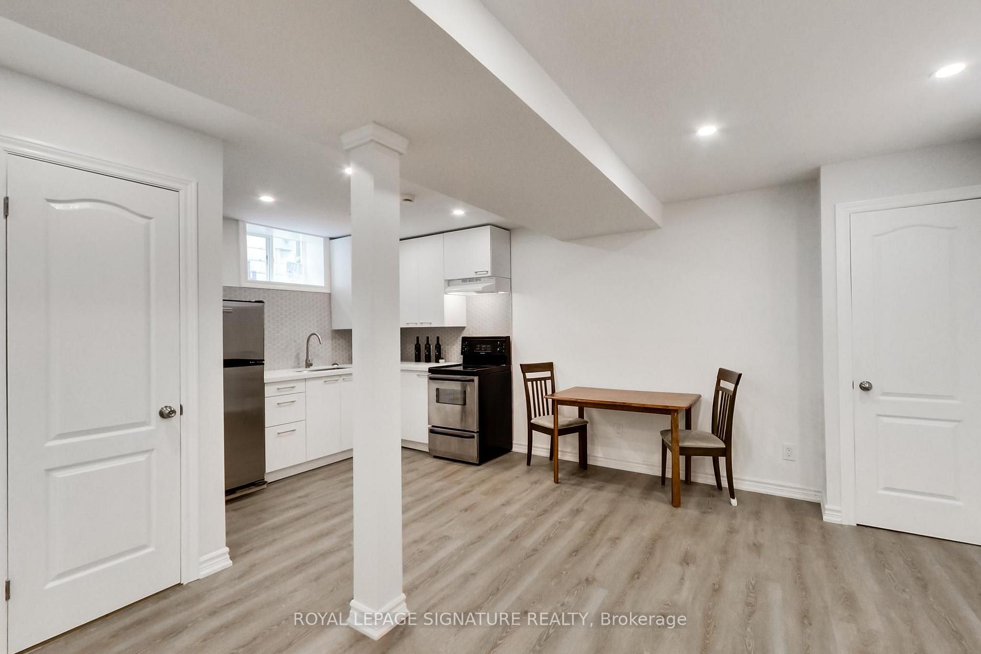 Photo 27 of 36 Criscoe Street, Toronto, Rockcliffe-Smythe — HOMEH