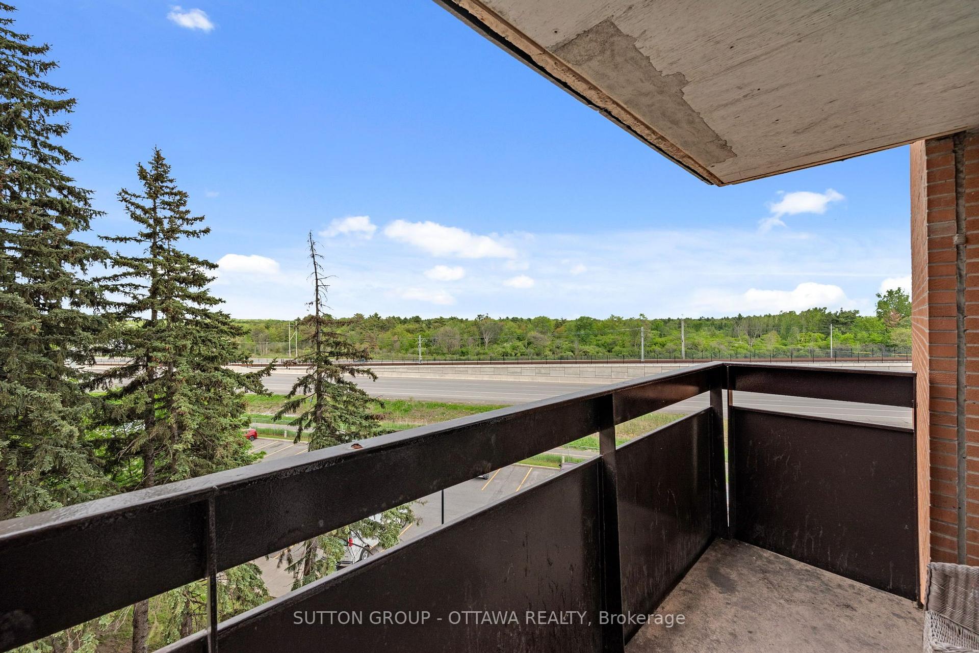 Photo 12 of Unit 516, 2000 Jasmine Crescent, Ottawa, Beacon Hill South — HOMEH