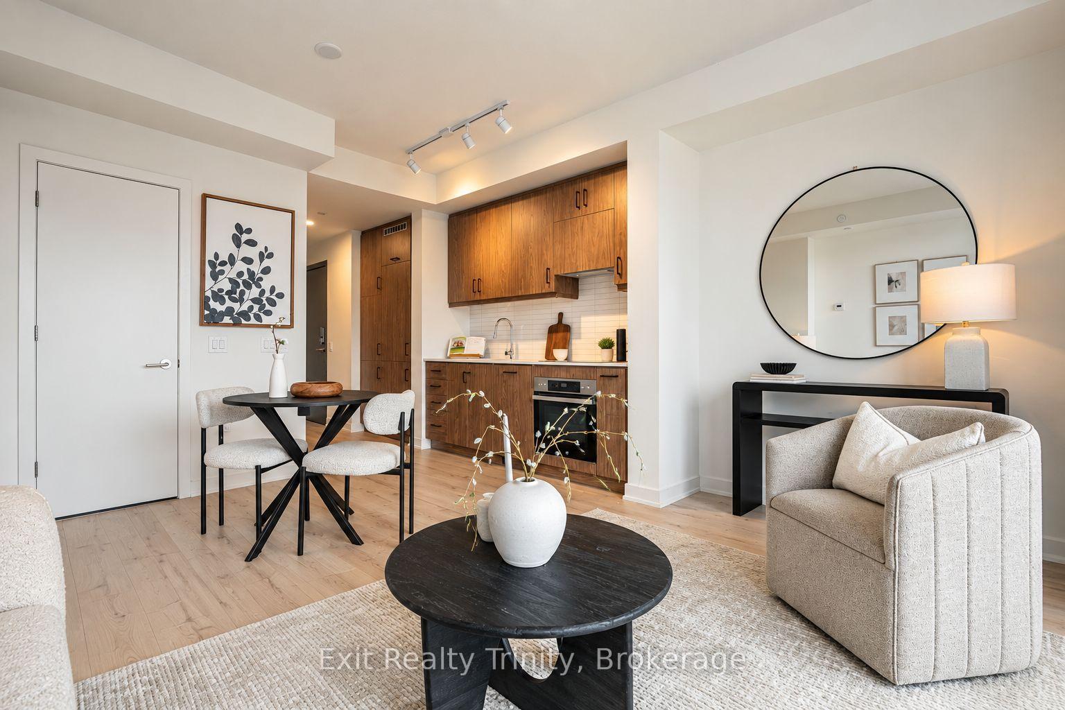 Photo 32 of Tecumseth St Tecumseth Street, Toronto, Niagara — HOMEH