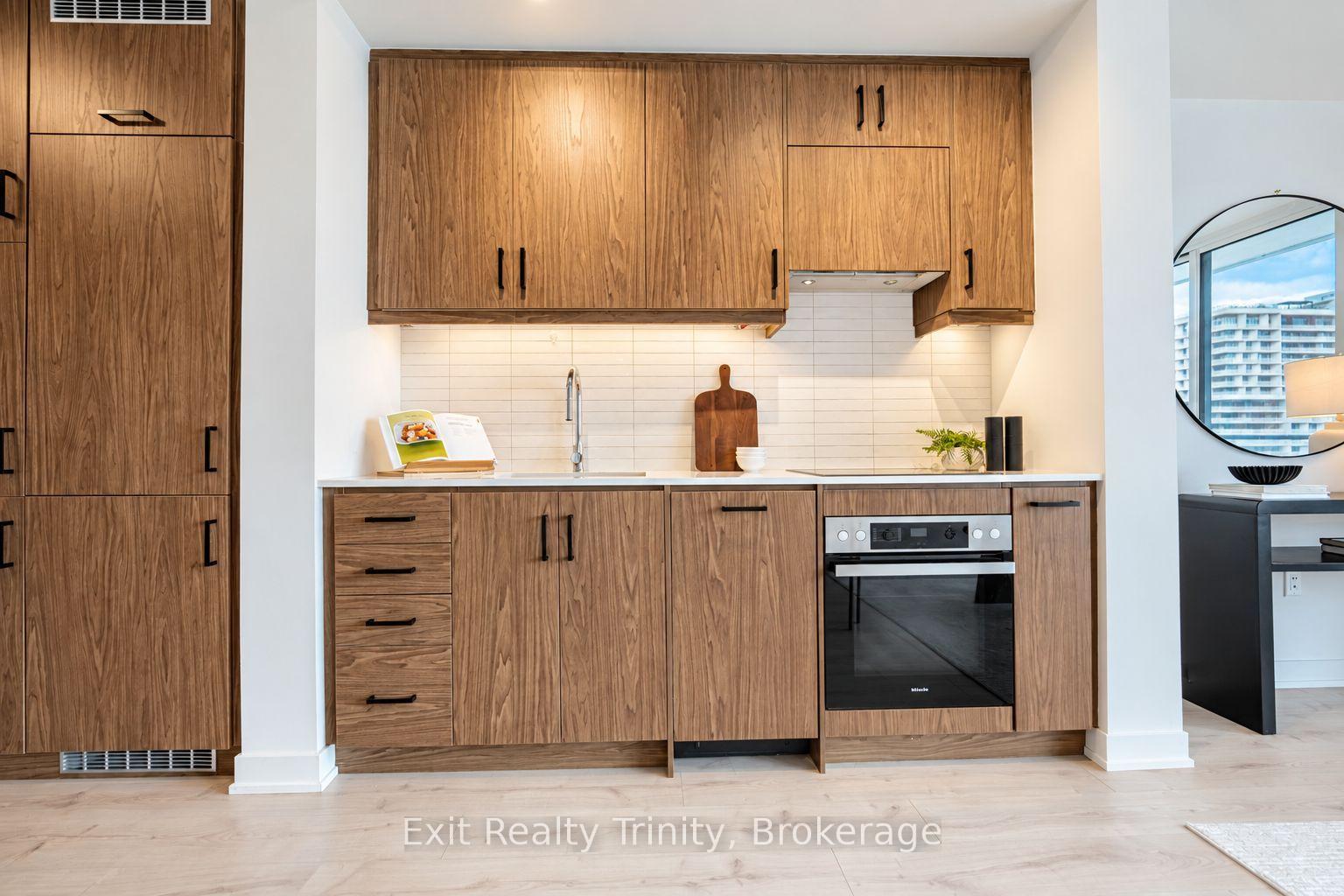 Photo 35 of Tecumseth St Tecumseth Street, Toronto, Niagara — HOMEH