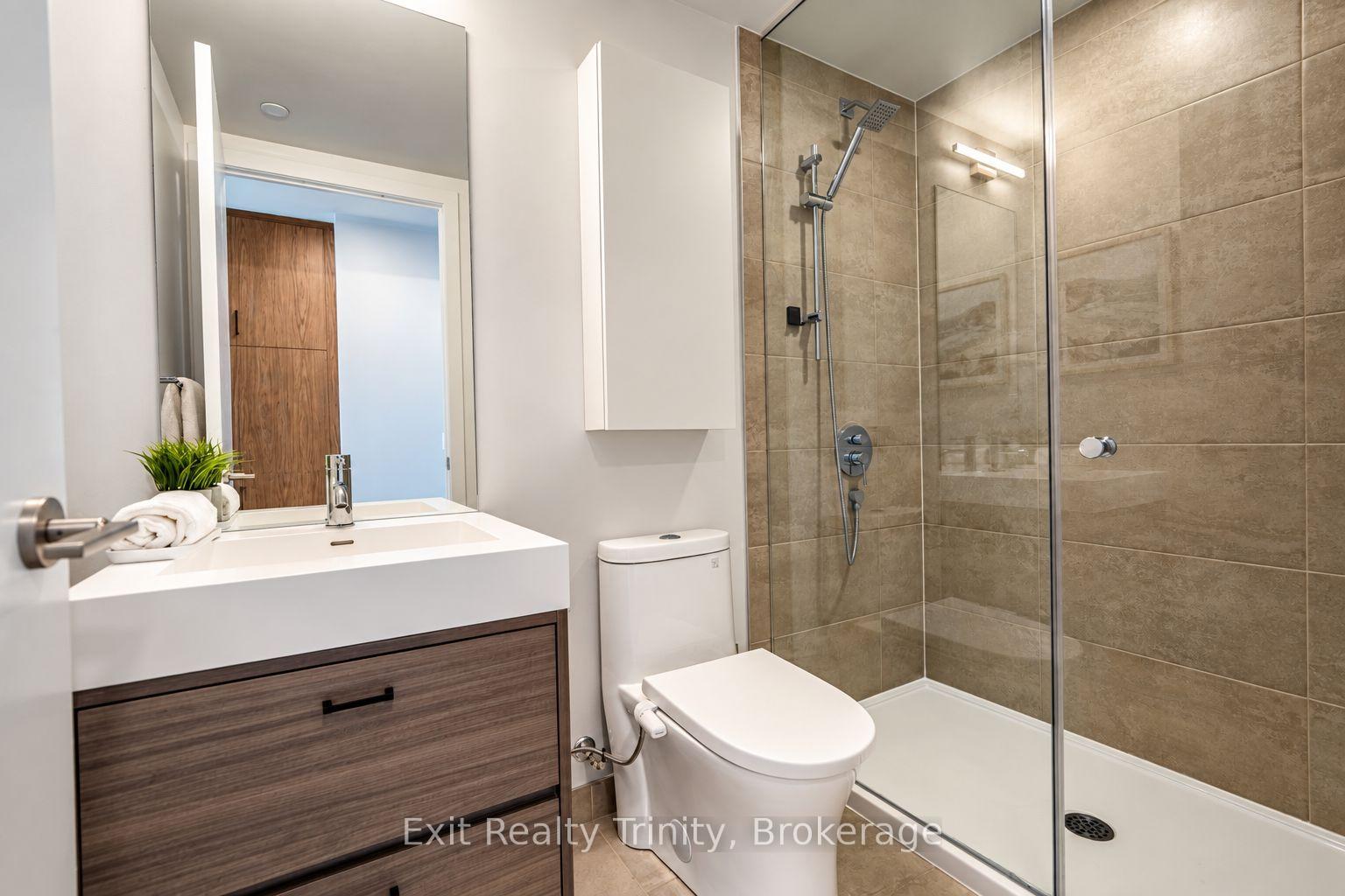 Photo 36 of Tecumseth St Tecumseth Street, Toronto, Niagara — HOMEH