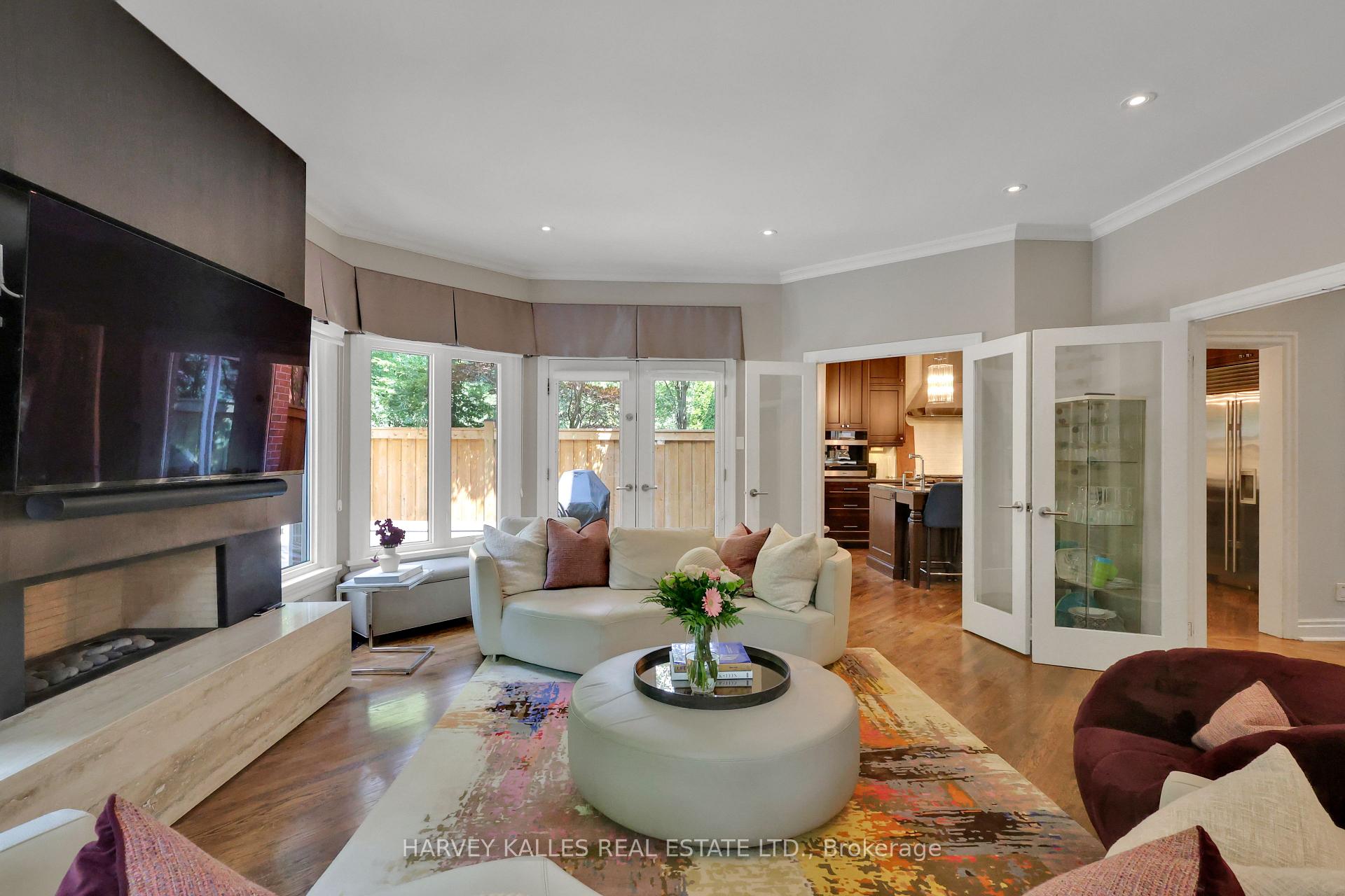 Photo 13 of 254 Yonge Boulevard, Toronto, Bedford Park-Nortown — HOMEH