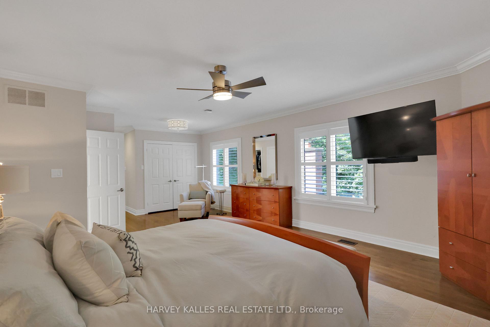 Photo 23 of 254 Yonge Boulevard, Toronto, Bedford Park-Nortown — HOMEH