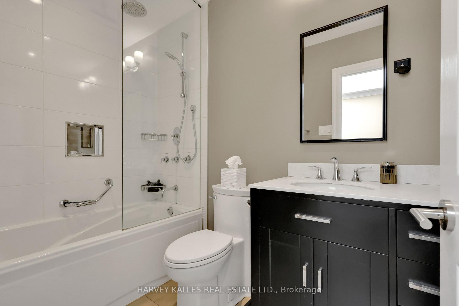 Photo 28 of 254 Yonge Boulevard, Toronto, Bedford Park-Nortown — HOMEH