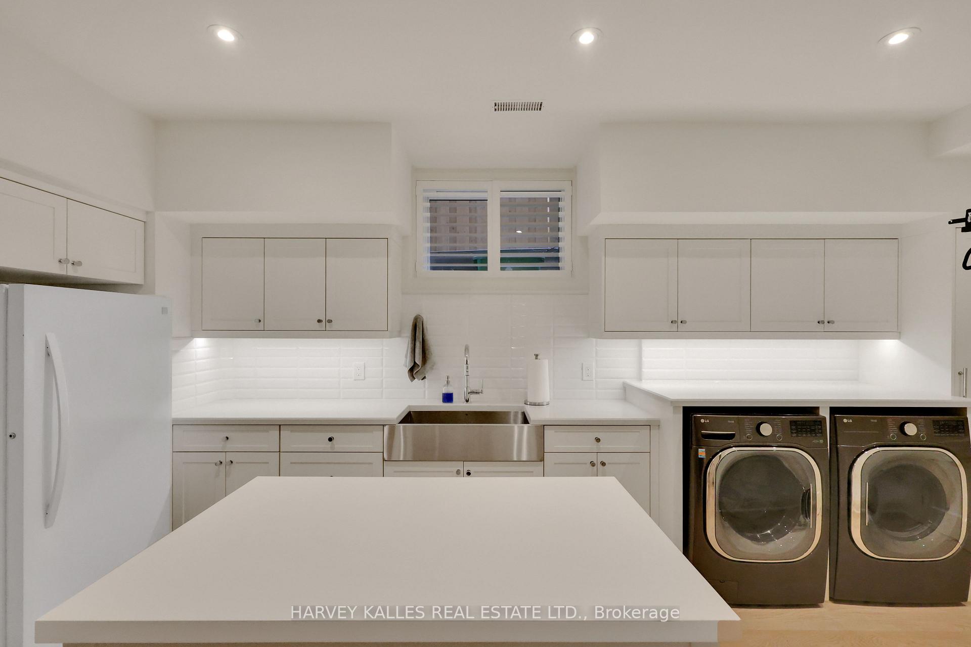 Photo 43 of 254 Yonge Boulevard, Toronto, Bedford Park-Nortown — HOMEH