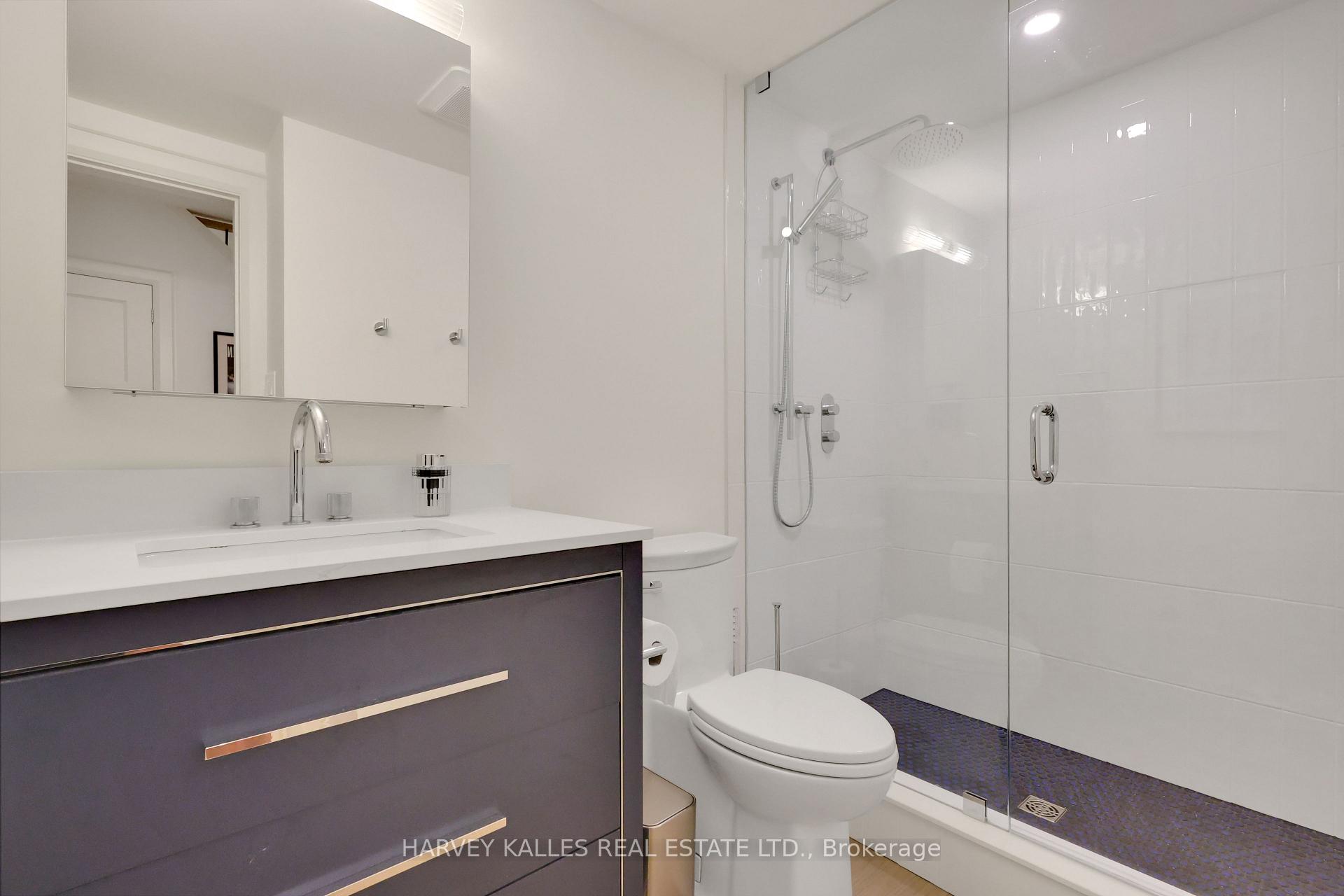 Photo 45 of 254 Yonge Boulevard, Toronto, Bedford Park-Nortown — HOMEH