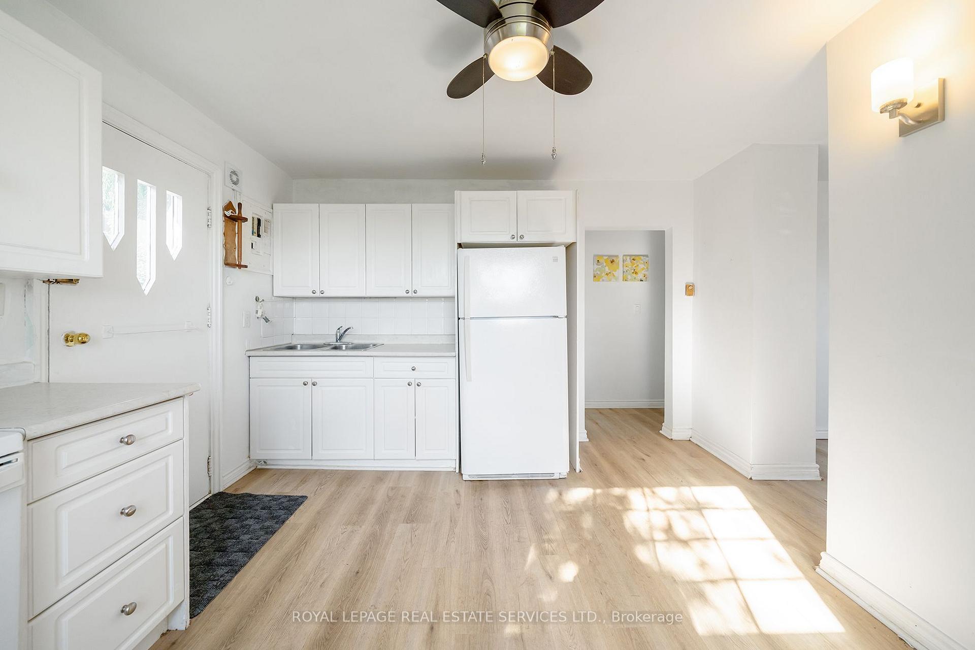Photo 8 of 3209 Bronte Road, Oakville, Northwest — HOMEH