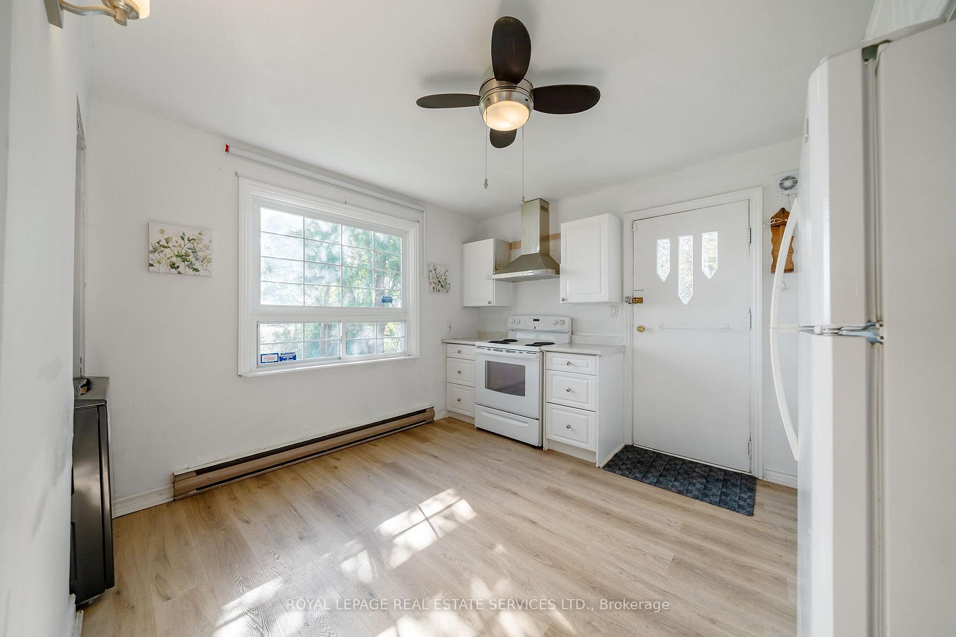 Photo 9 of 3209 Bronte Road, Oakville, Northwest — HOMEH