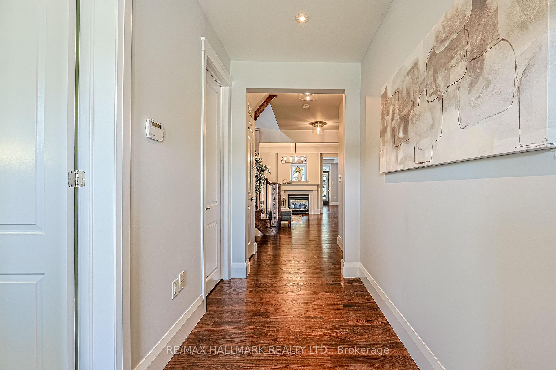 Photo 4 of 315 Thomas Phillips Drive, Aurora, Rural Aurora — HOMEH