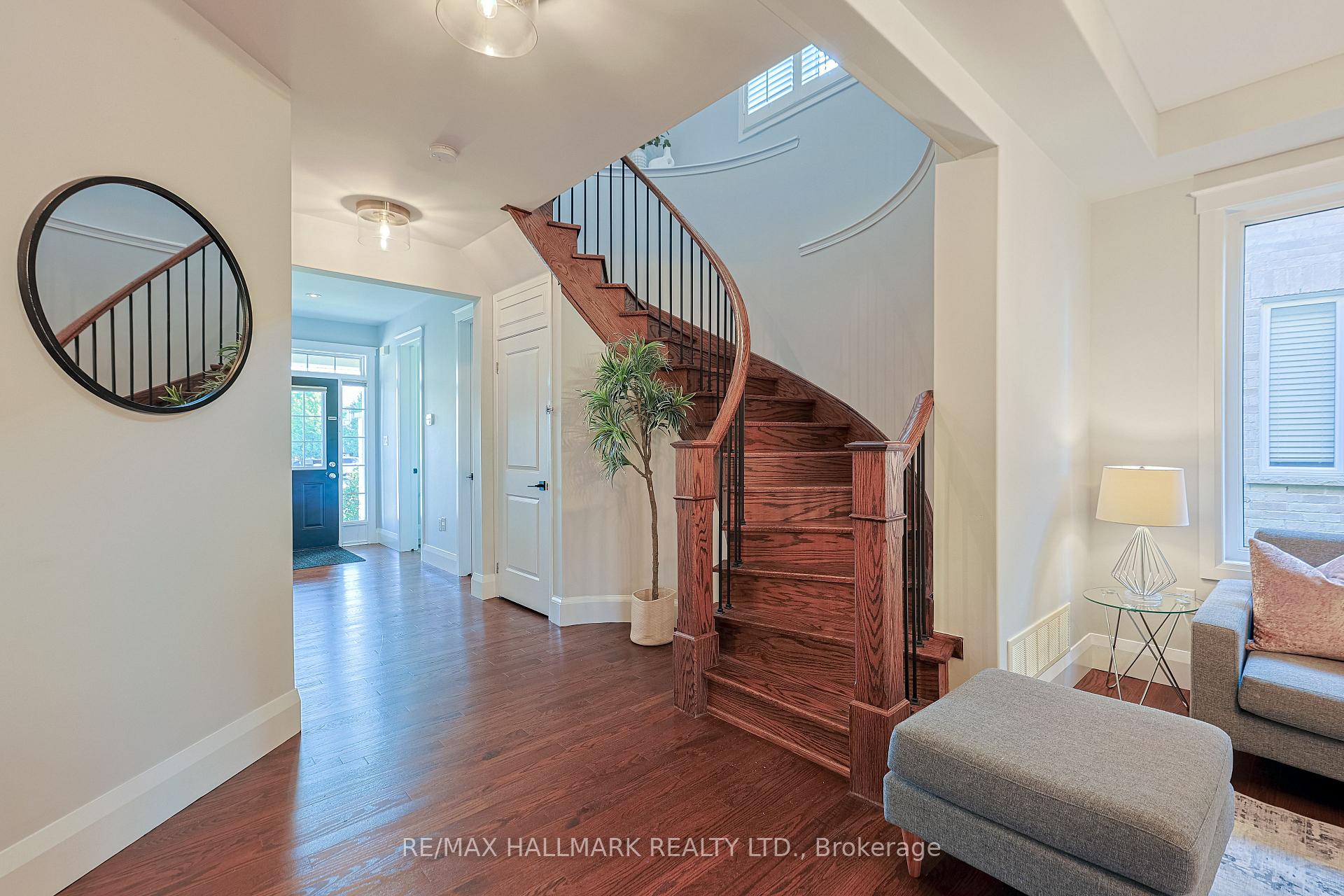 Photo 18 of 315 Thomas Phillips Drive, Aurora, Rural Aurora — HOMEH