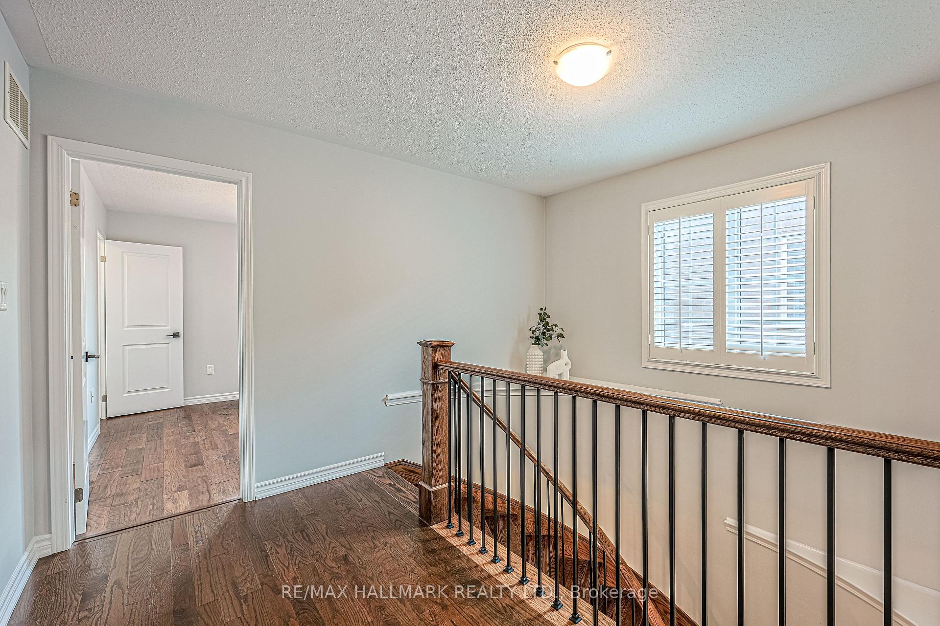 Photo 19 of 315 Thomas Phillips Drive, Aurora, Rural Aurora — HOMEH