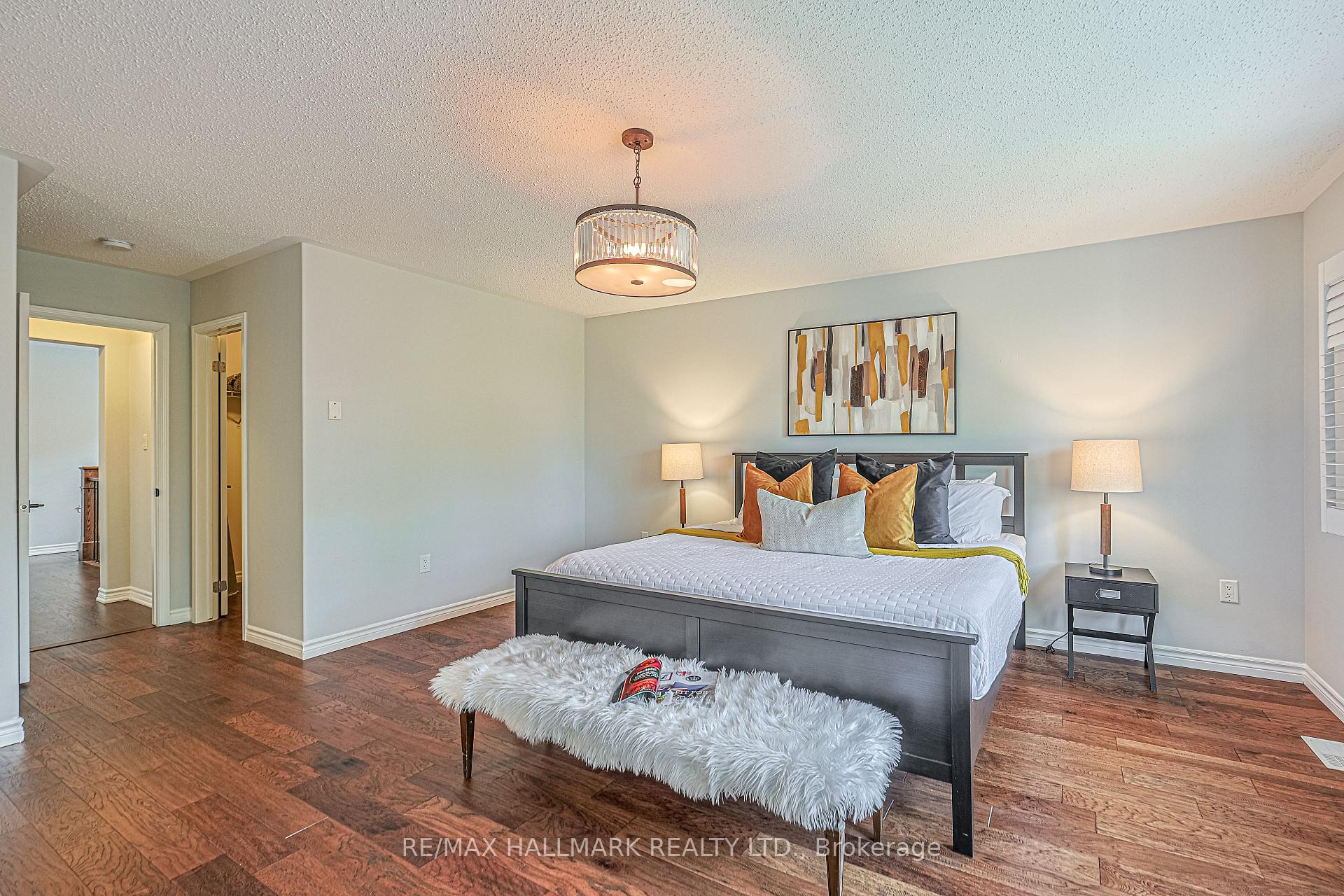 Photo 22 of 315 Thomas Phillips Drive, Aurora, Rural Aurora — HOMEH