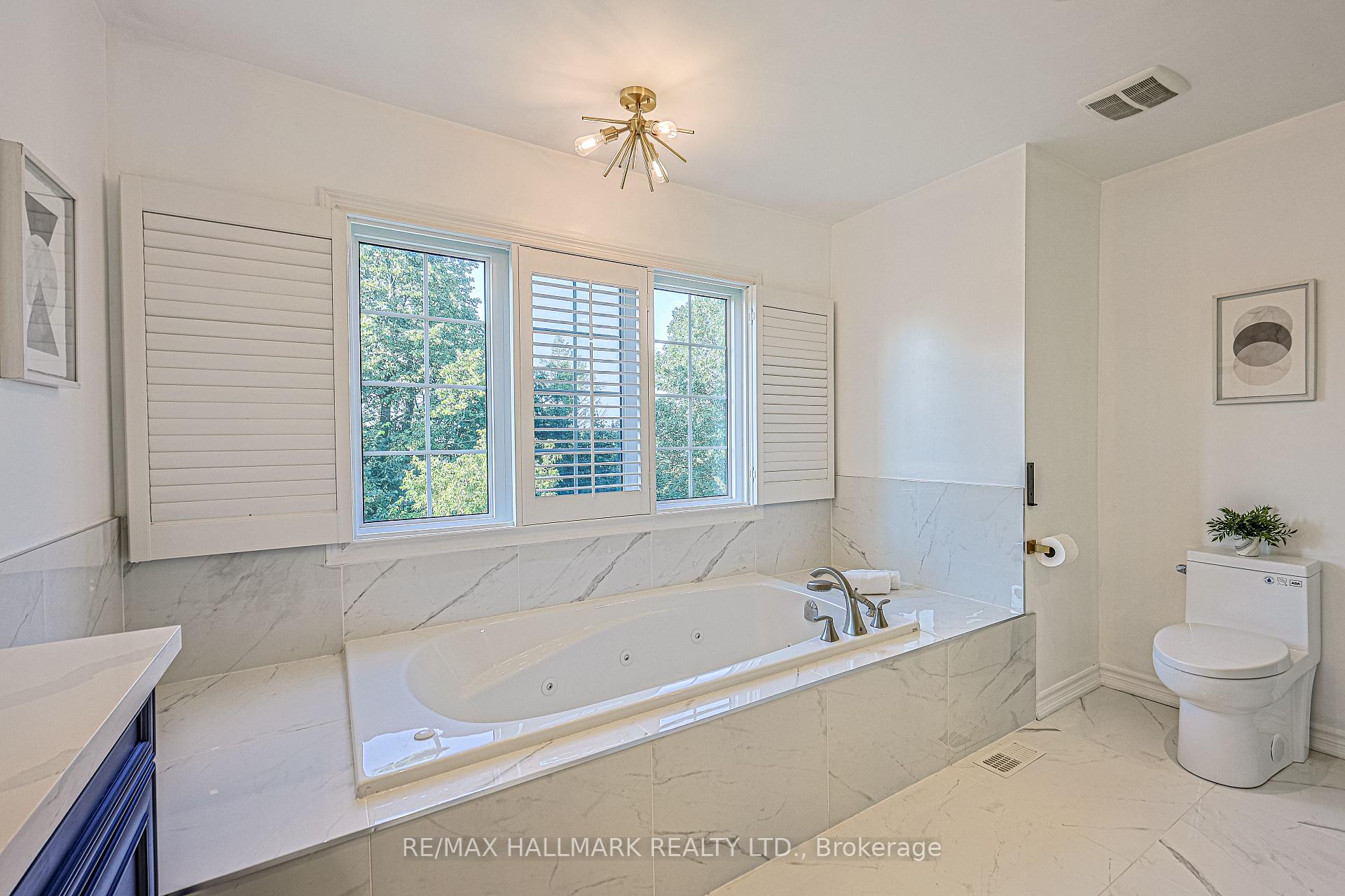 Photo 26 of 315 Thomas Phillips Drive, Aurora, Rural Aurora — HOMEH