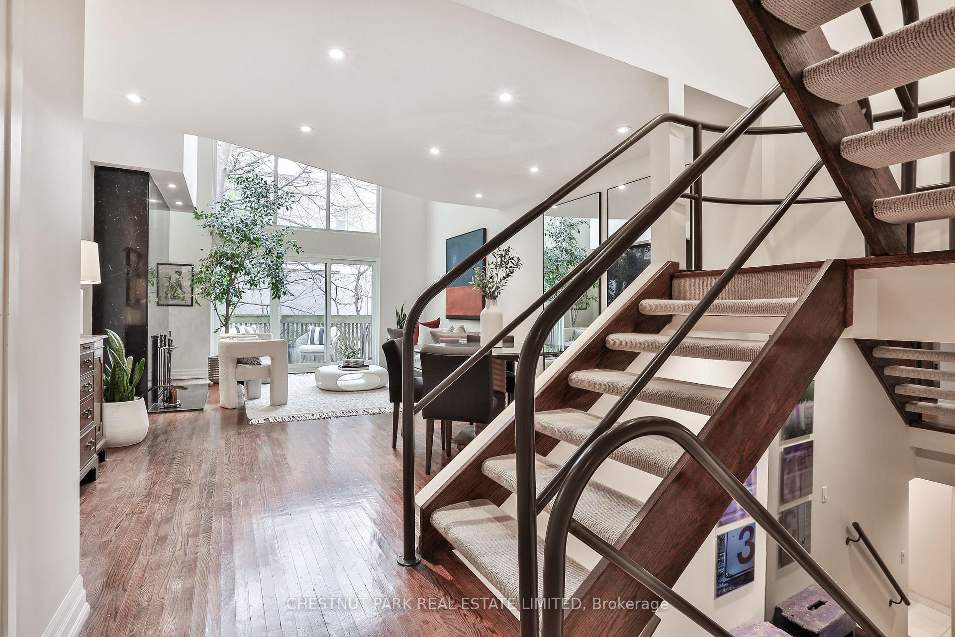 Photo 2 of 22 Berryman Street, Toronto, The Annex — HOMEH
