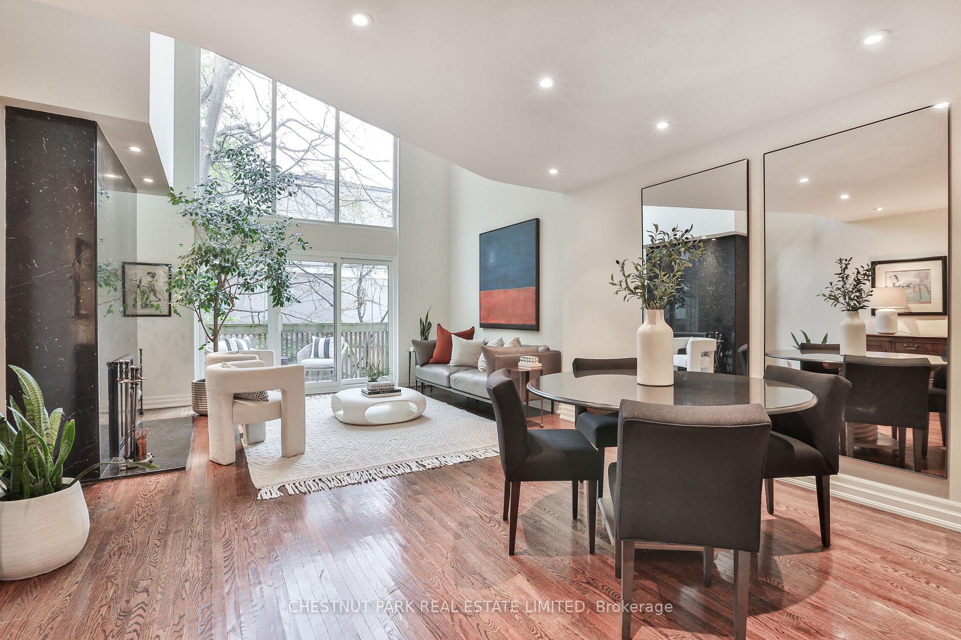 Photo 3 of 22 Berryman Street, Toronto, The Annex — HOMEH