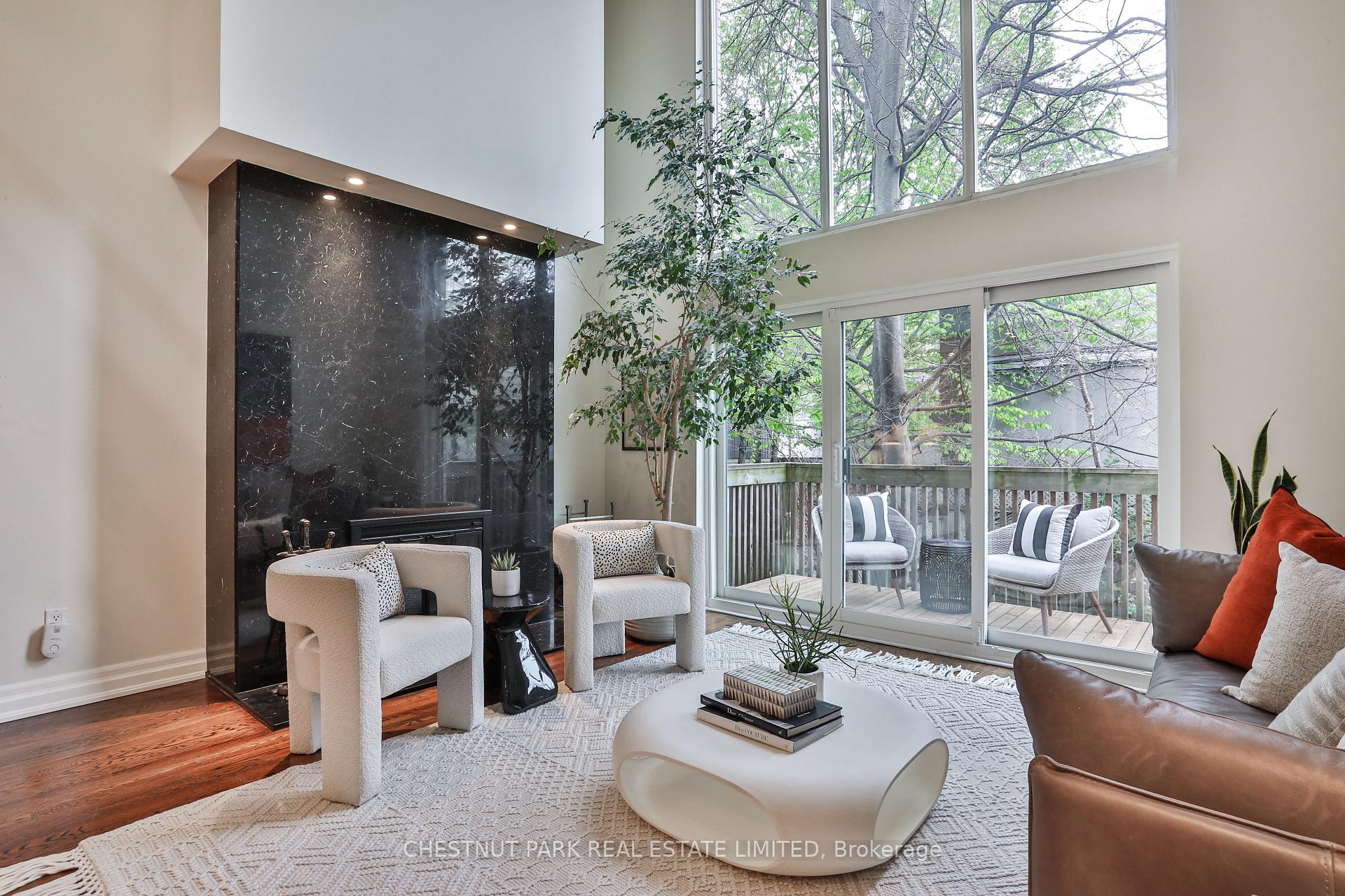 Photo 8 of 22 Berryman Street, Toronto, The Annex — HOMEH