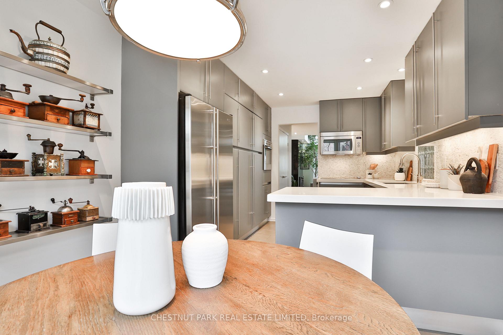 Photo 18 of 22 Berryman Street, Toronto, The Annex — HOMEH