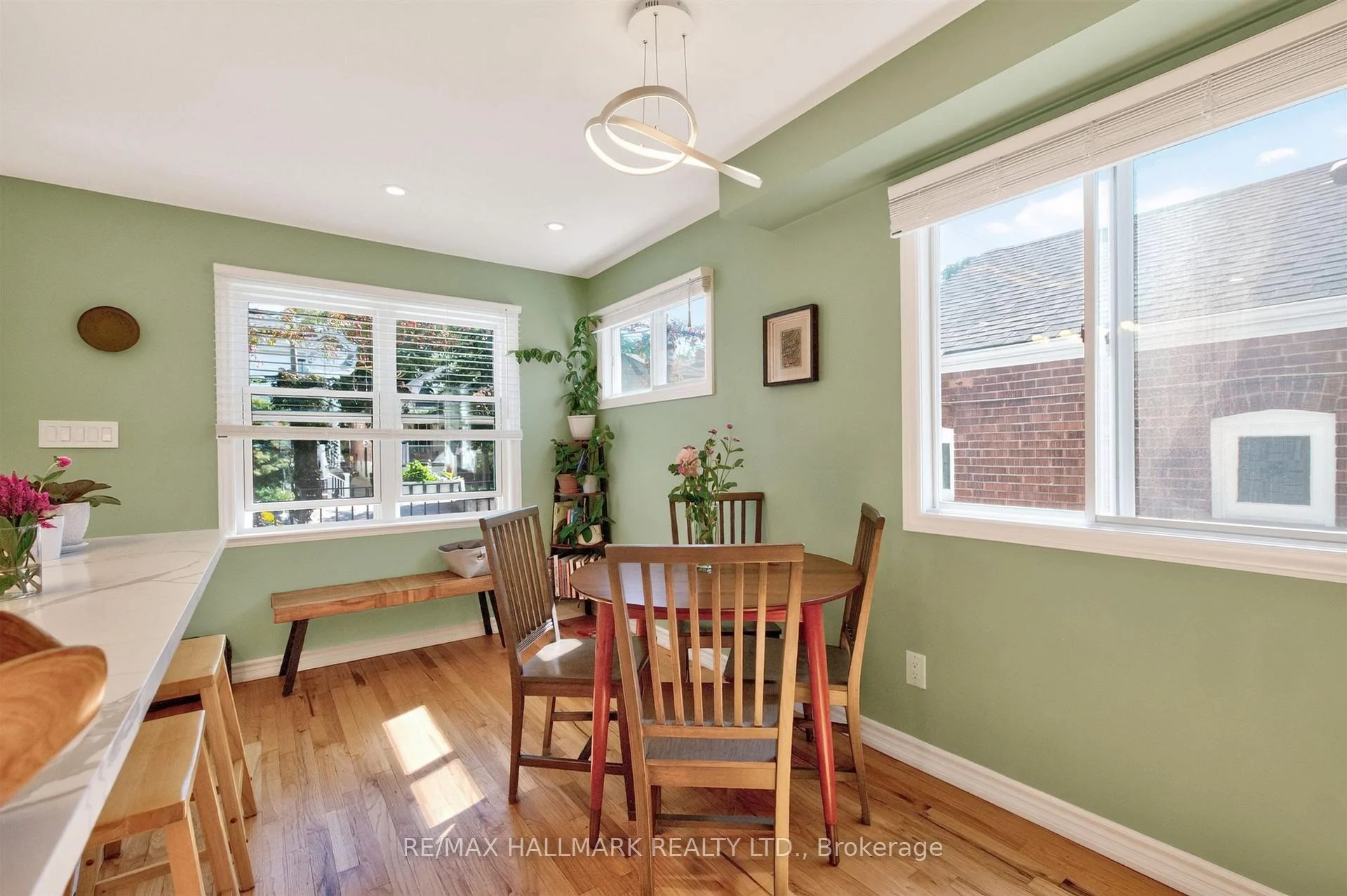 Photo 9 of 110 Harding Boulevard, Scarborough, Birchcliffe-Cliffside — HOMEH