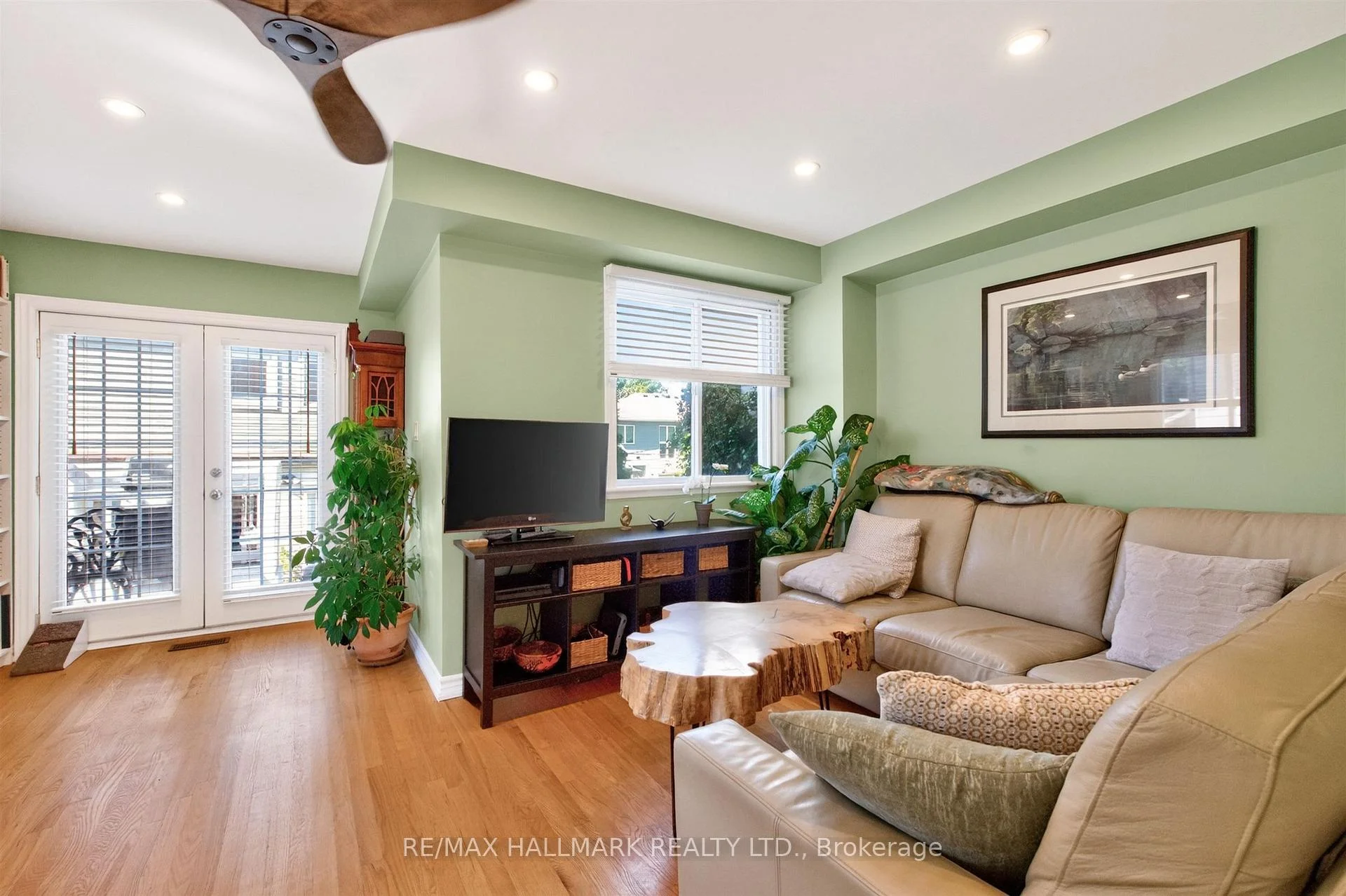 Photo 13 of 110 Harding Boulevard, Scarborough, Birchcliffe-Cliffside — HOMEH