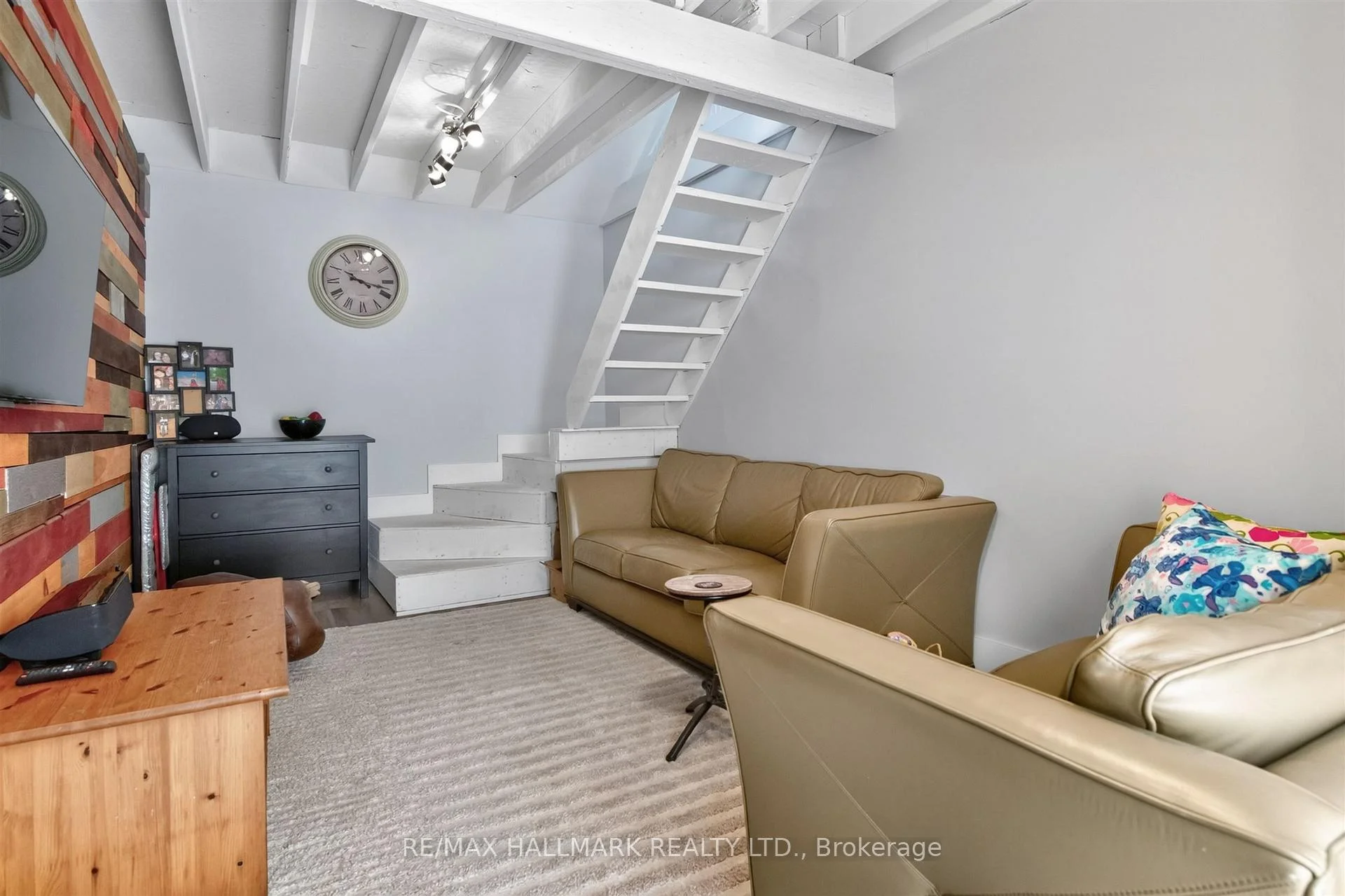 Photo 26 of 110 Harding Boulevard, Scarborough, Birchcliffe-Cliffside — HOMEH