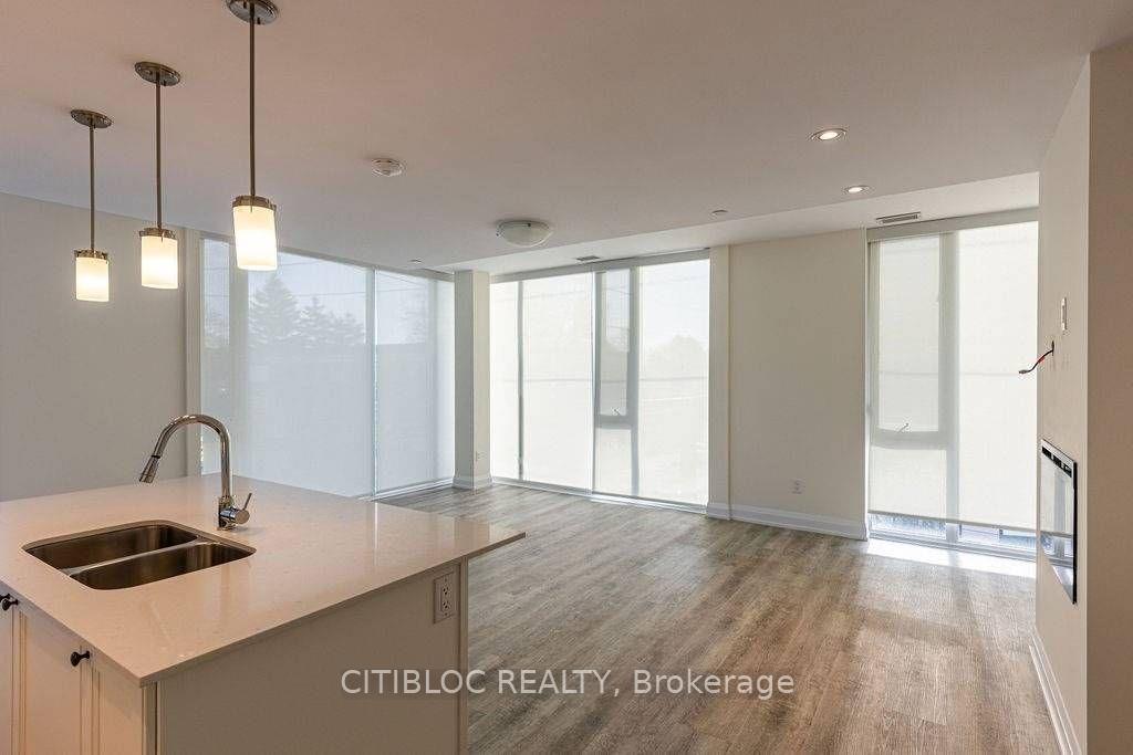 Front of Unit 301, 200 Woodbine Avenue