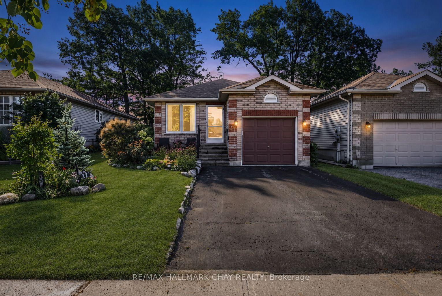 Photo 2 of 27 Masters Drive, Barrie, East Bayfield — HOMEH