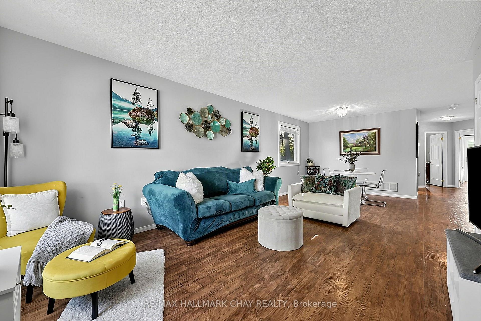 Photo 5 of 27 Masters Drive, Barrie, East Bayfield — HOMEH