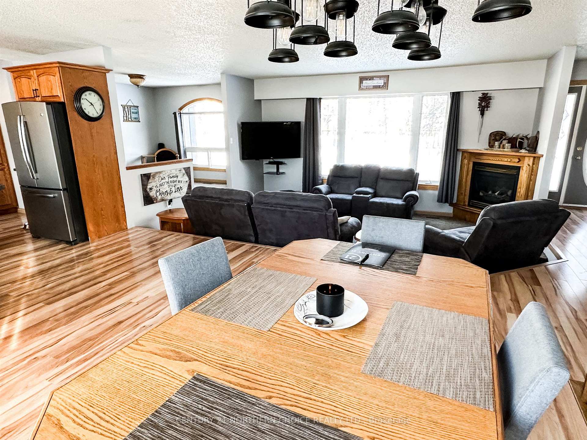 Photo 11 of 481 Goldpines Road, Ear Falls — HOMEH