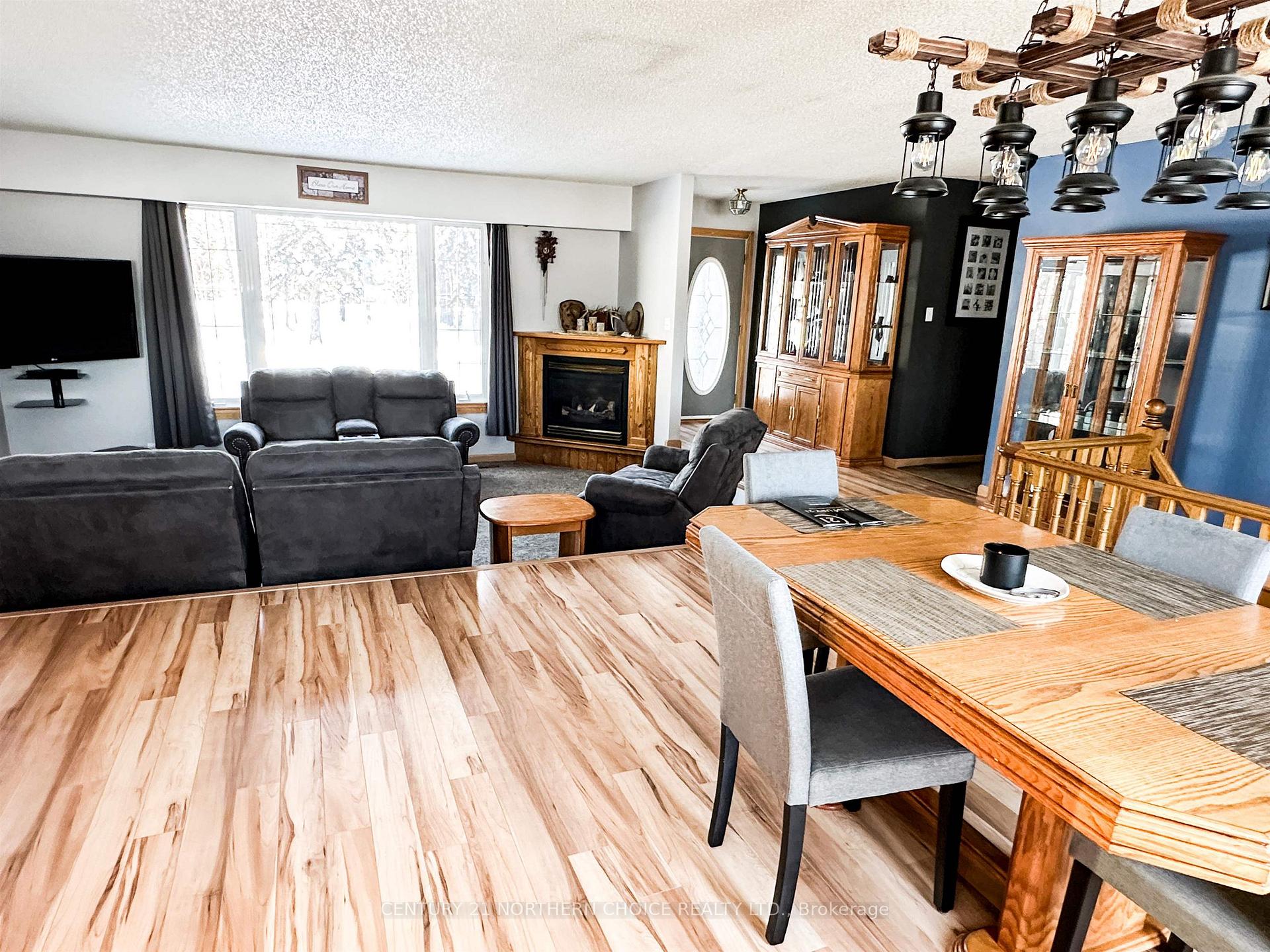 Photo 12 of 481 Goldpines Road, Ear Falls — HOMEH