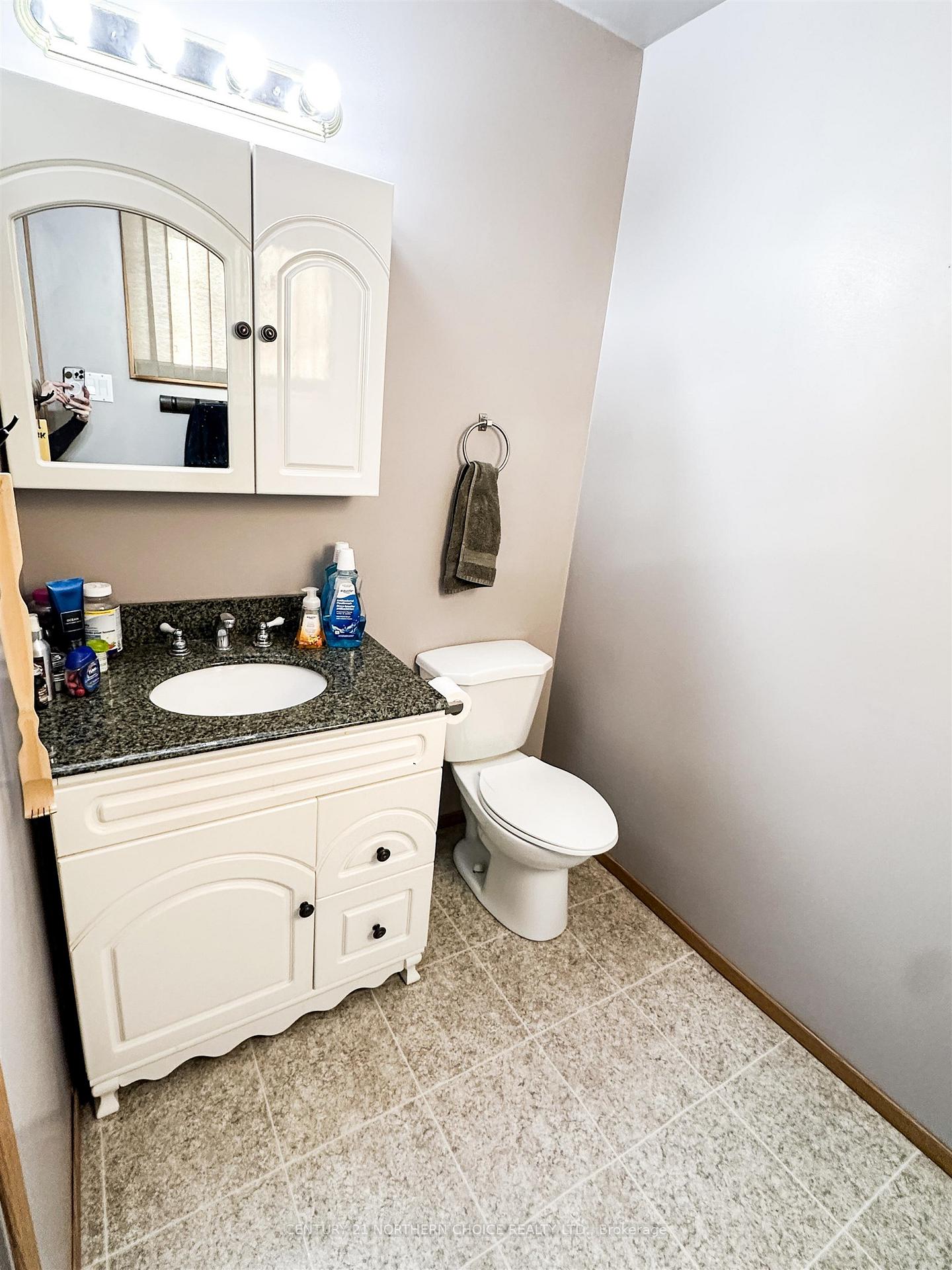 Photo 18 of 481 Goldpines Road, Ear Falls — HOMEH