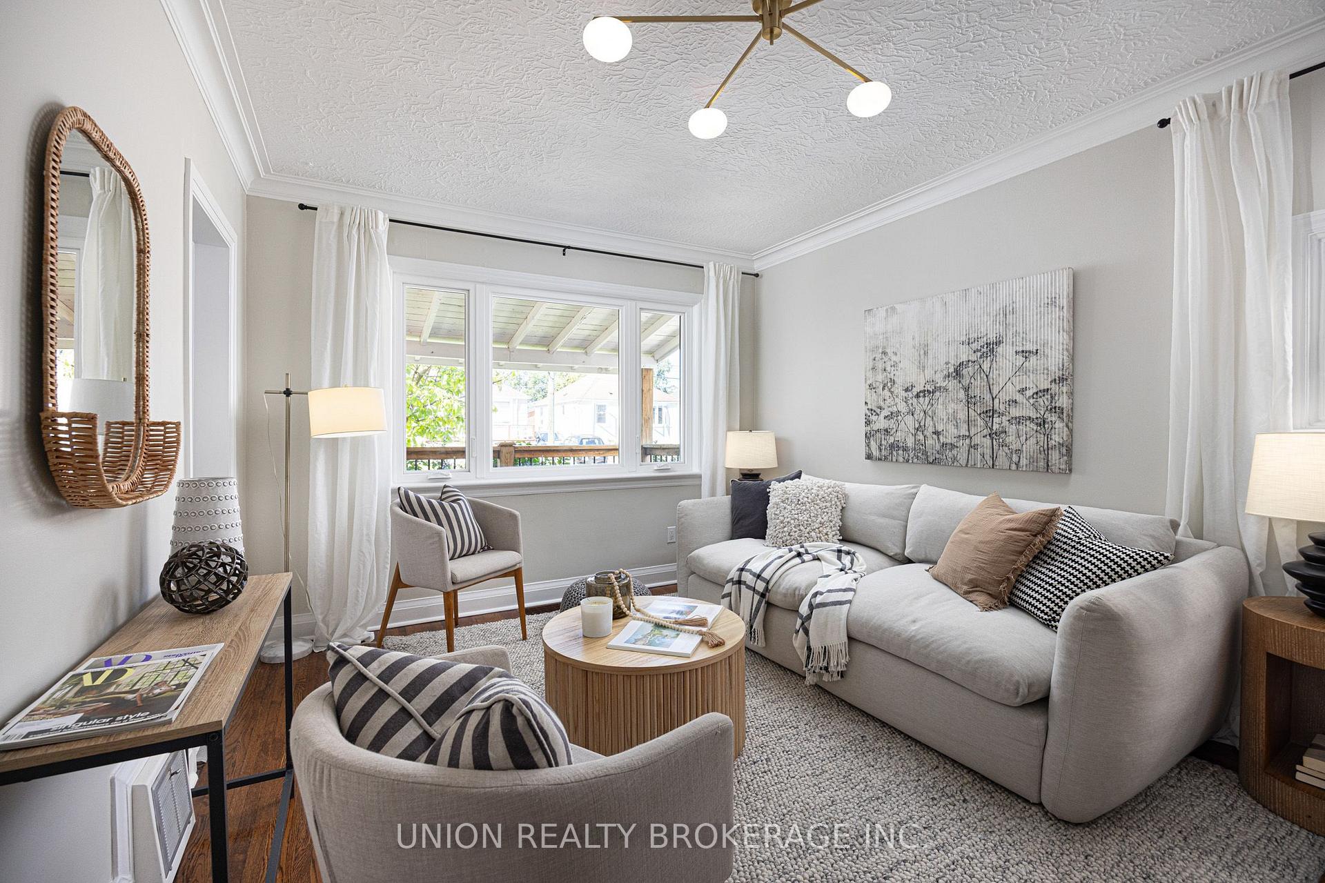 Photo 7 of 49 Claremore Avenue, Scarborough, Birchcliffe-Cliffside — HOMEH