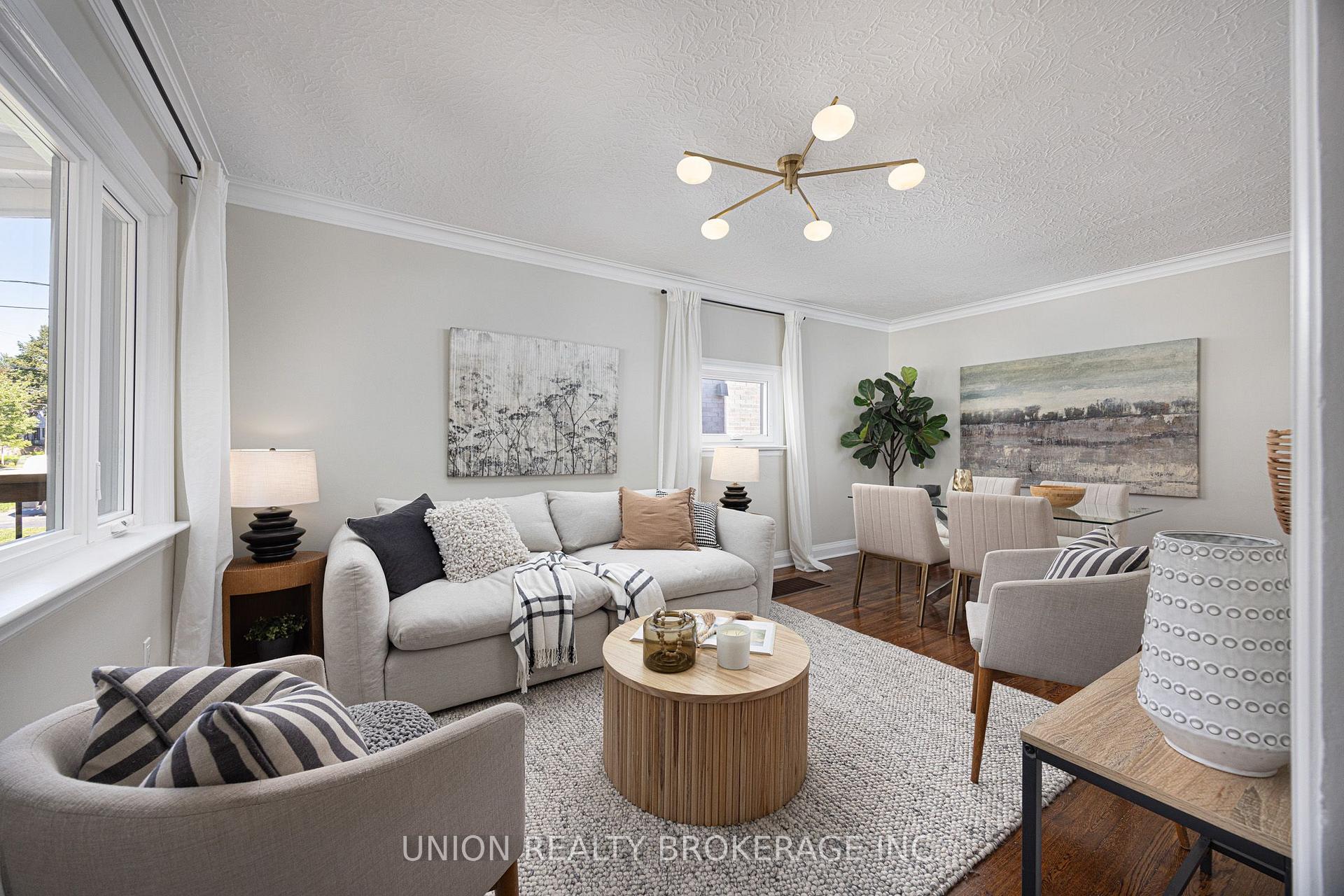 Photo 8 of 49 Claremore Avenue, Scarborough, Birchcliffe-Cliffside — HOMEH