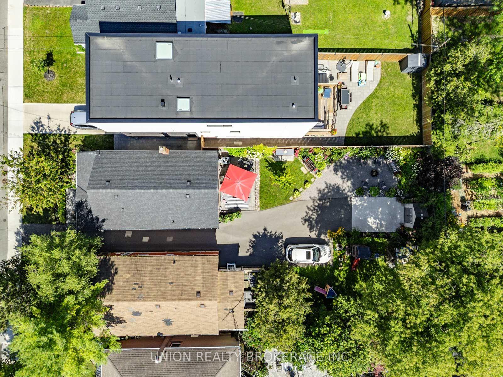 Photo 43 of 49 Claremore Avenue, Scarborough, Birchcliffe-Cliffside — HOMEH