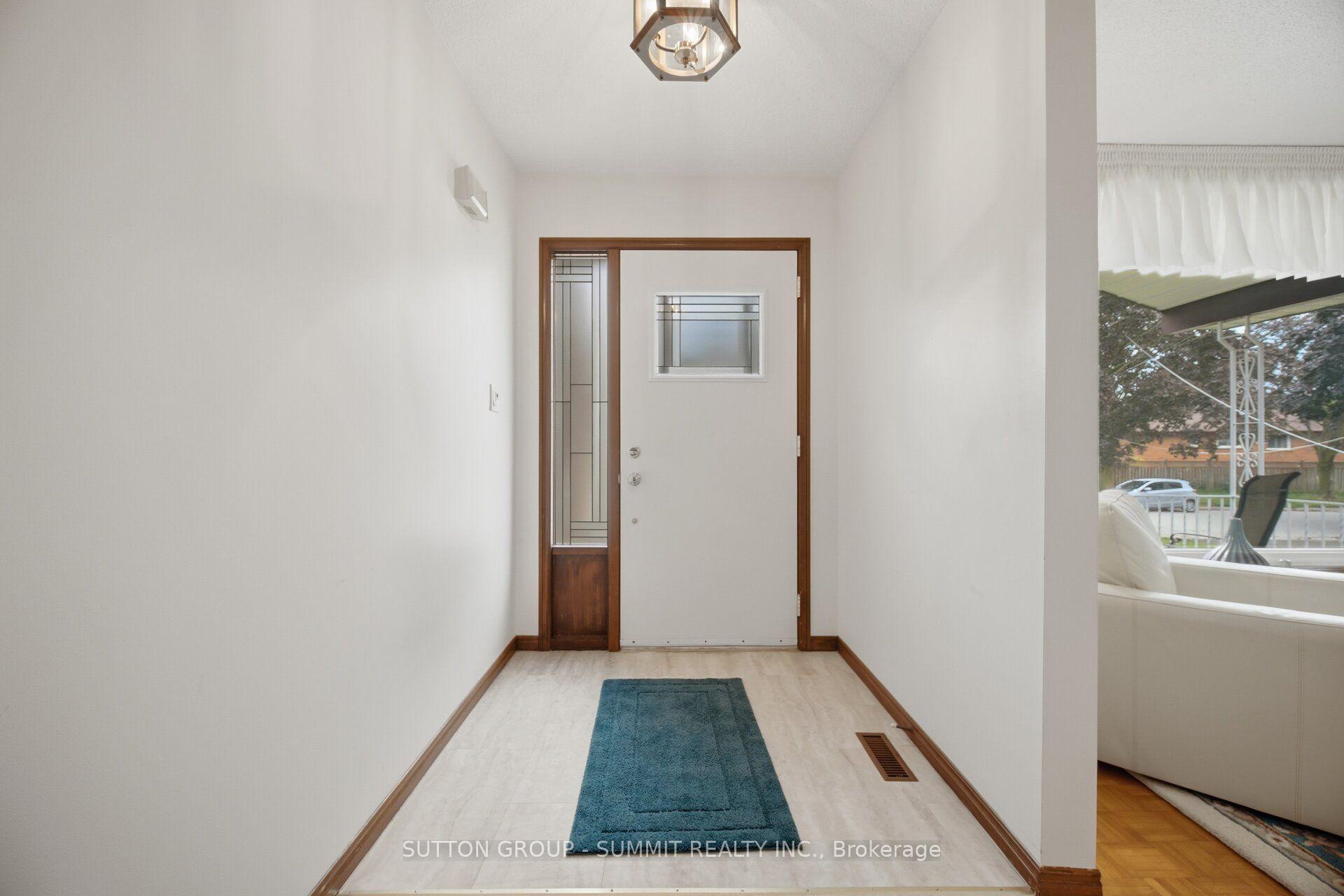 Photo 3 of 2222 Florian Road, Mississauga, Cooksville — HOMEH