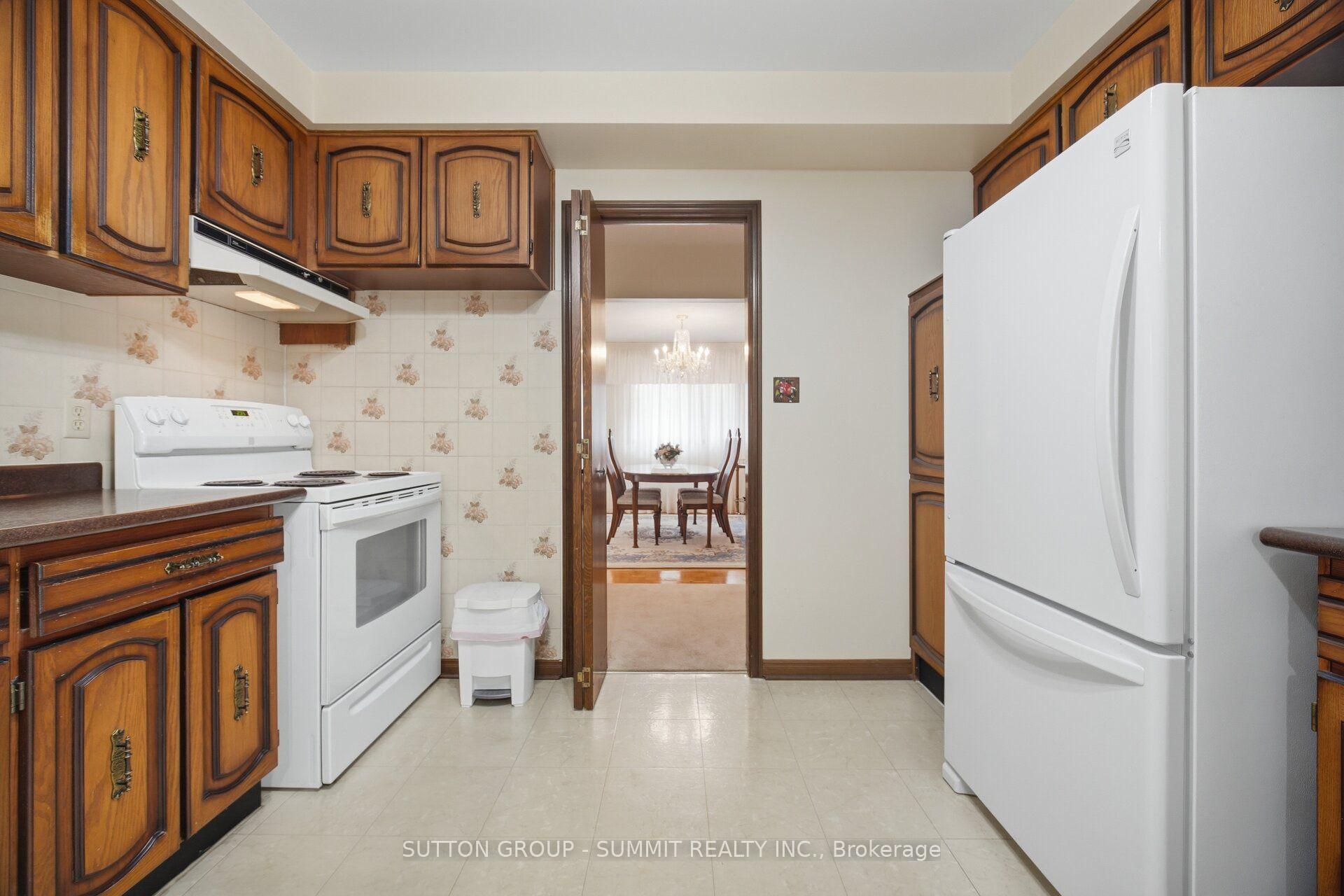 Photo 11 of 2222 Florian Road, Mississauga, Cooksville — HOMEH
