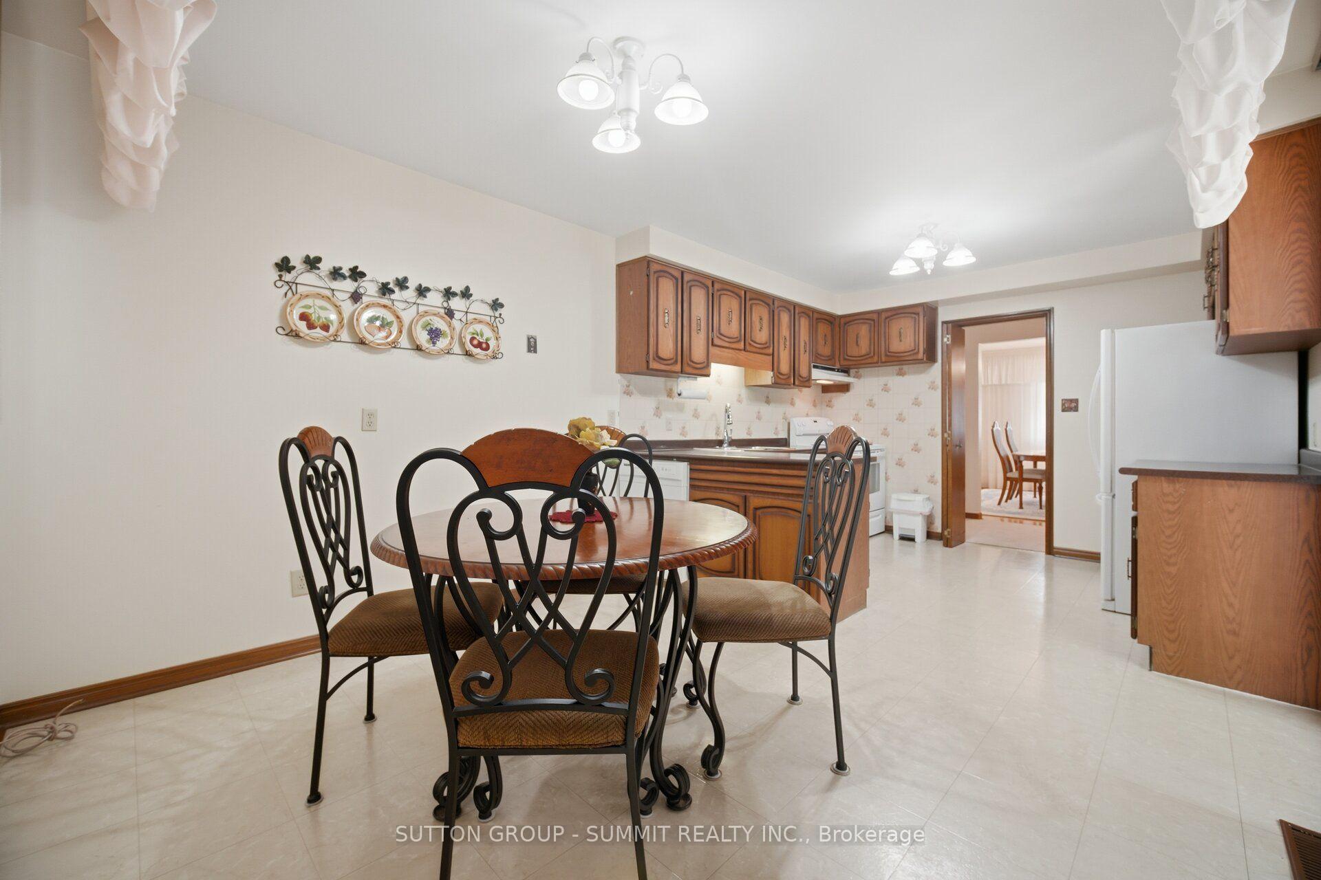 Photo 17 of 2222 Florian Road, Mississauga, Cooksville — HOMEH