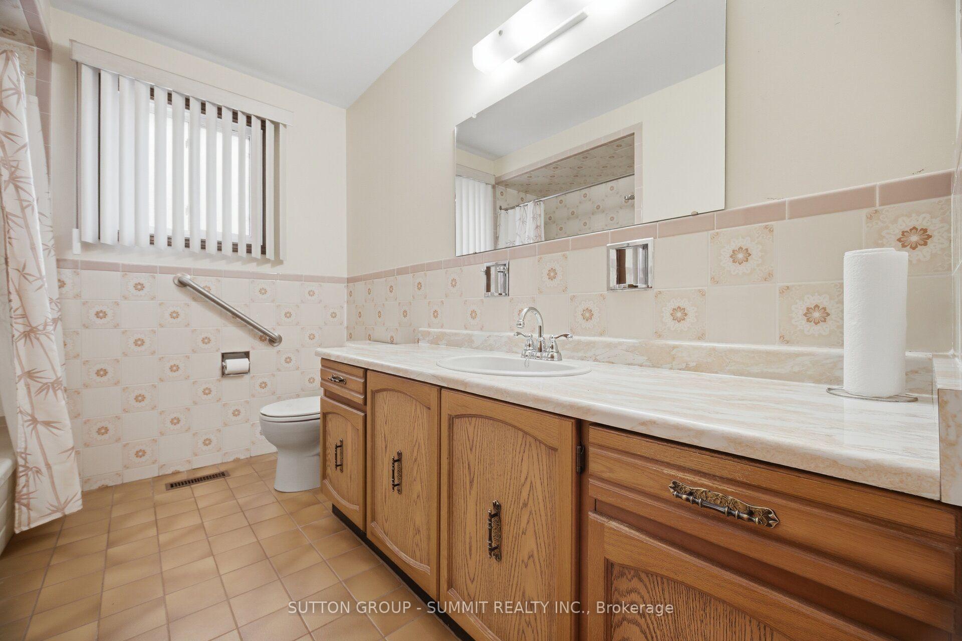 Photo 18 of 2222 Florian Road, Mississauga, Cooksville — HOMEH