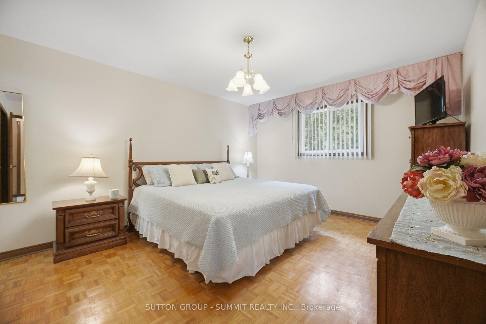 Photo 20 of 2222 Florian Road, Mississauga, Cooksville — HOMEH
