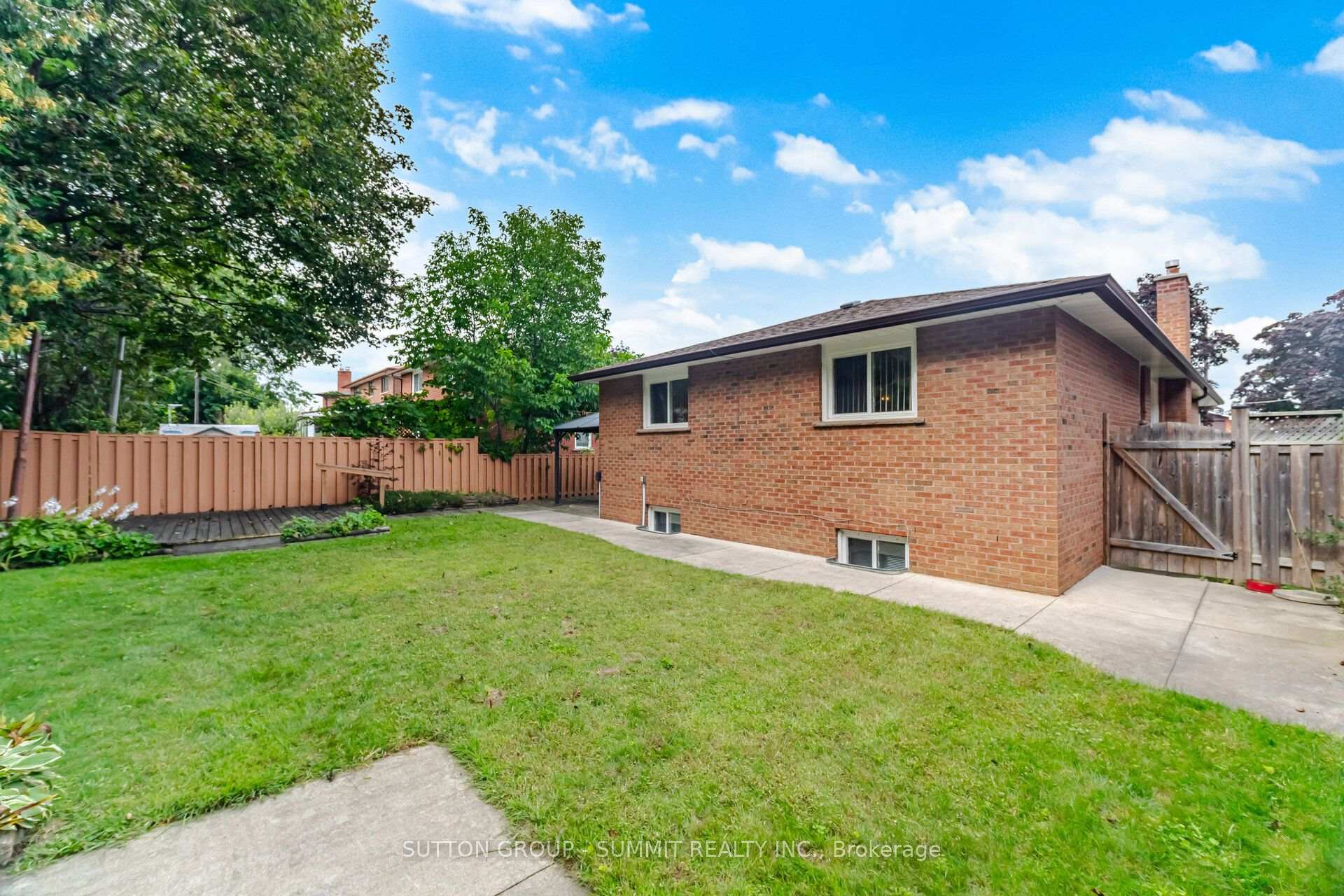 Photo 48 of 2222 Florian Road, Mississauga, Cooksville — HOMEH
