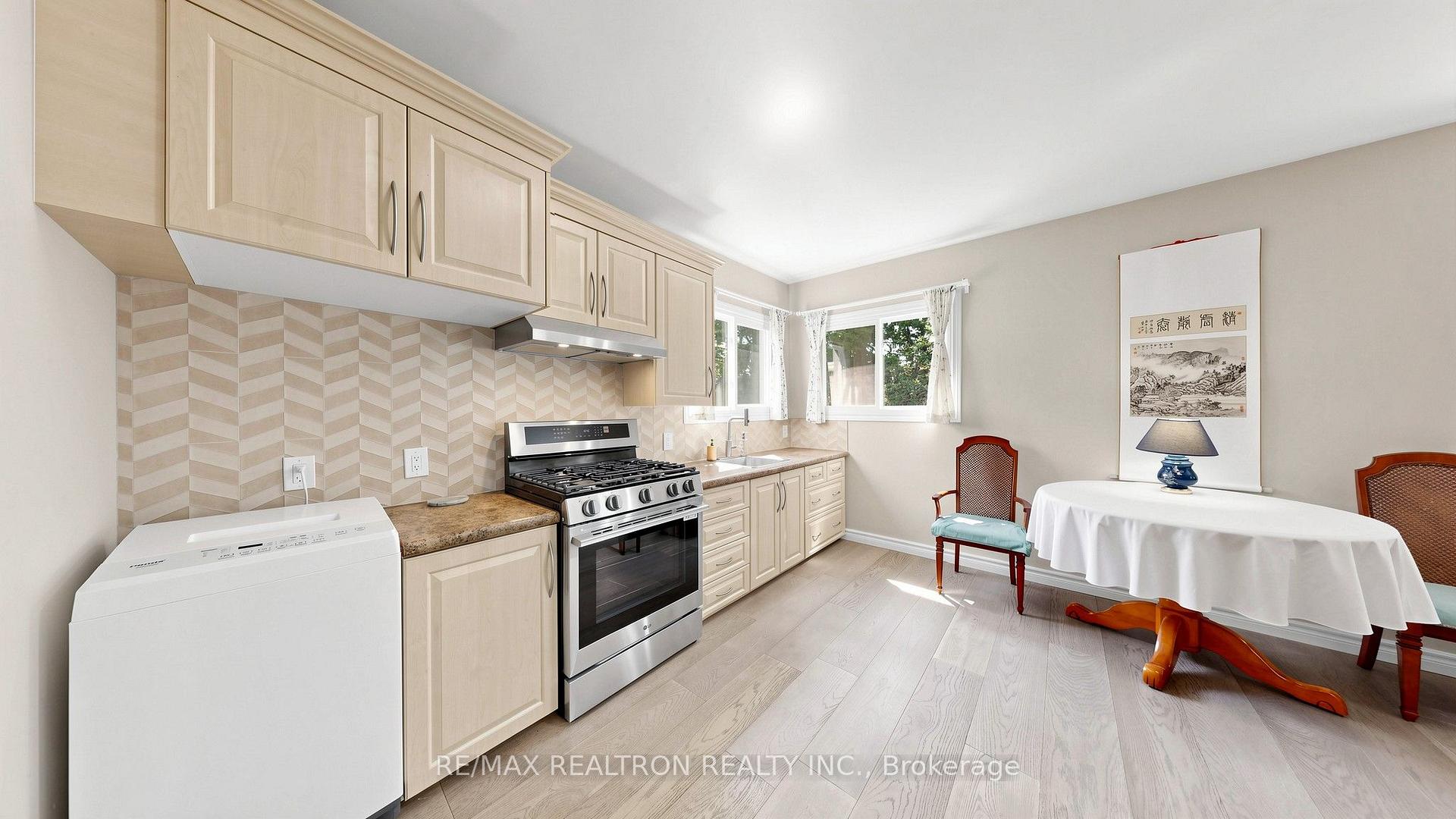 Photo 32 of 229 Chartland Boulevard S, Scarborough, Agincourt North — HOMEH