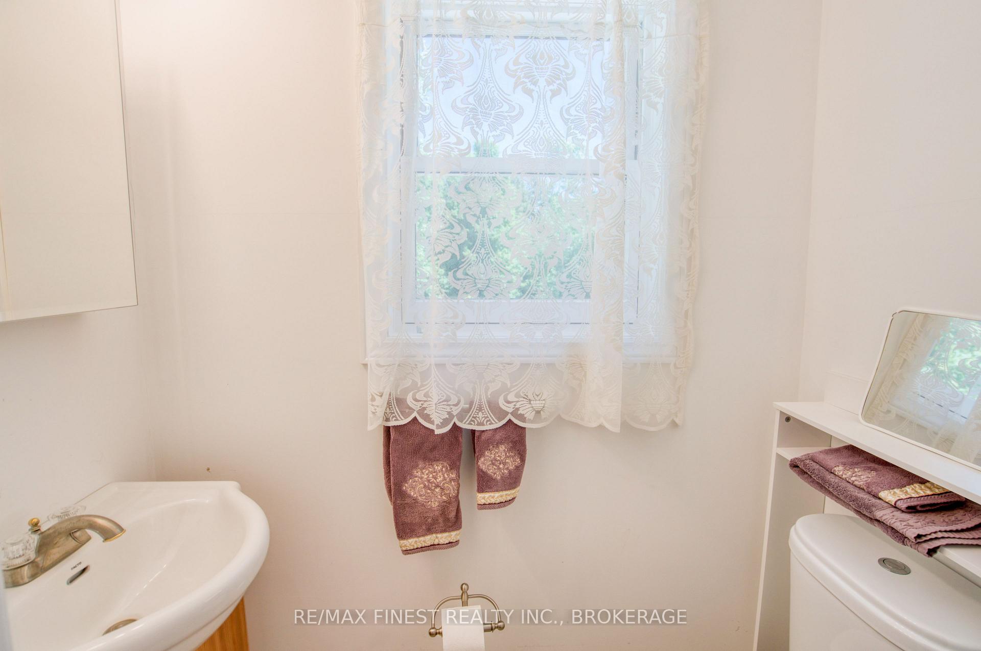 Photo 24 of 1252 Clement Road, Frontenac, Frontenac Centre — HOMEH
