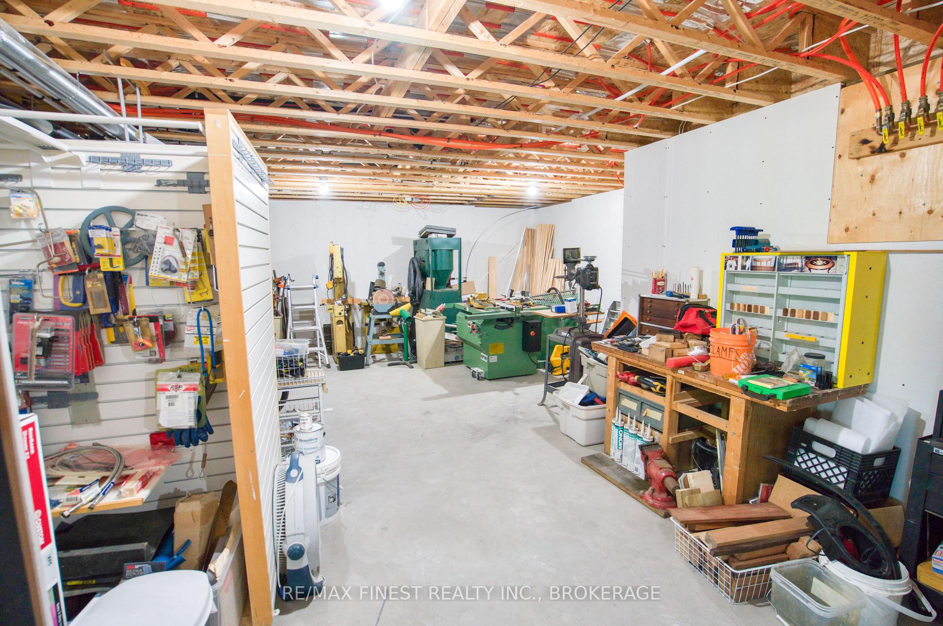 Photo 33 of 1252 Clement Road, Frontenac, Frontenac Centre — HOMEH
